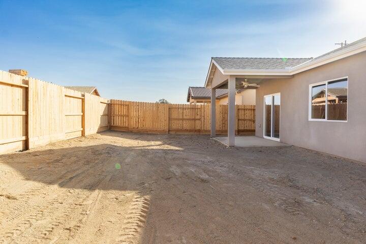 2234 S Burke St, Visalia, CA 93292