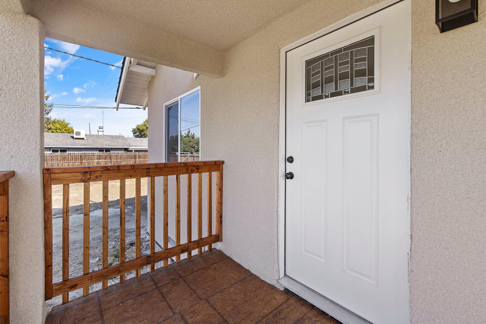 1344 S Liberty St, Visalia, CA 93292