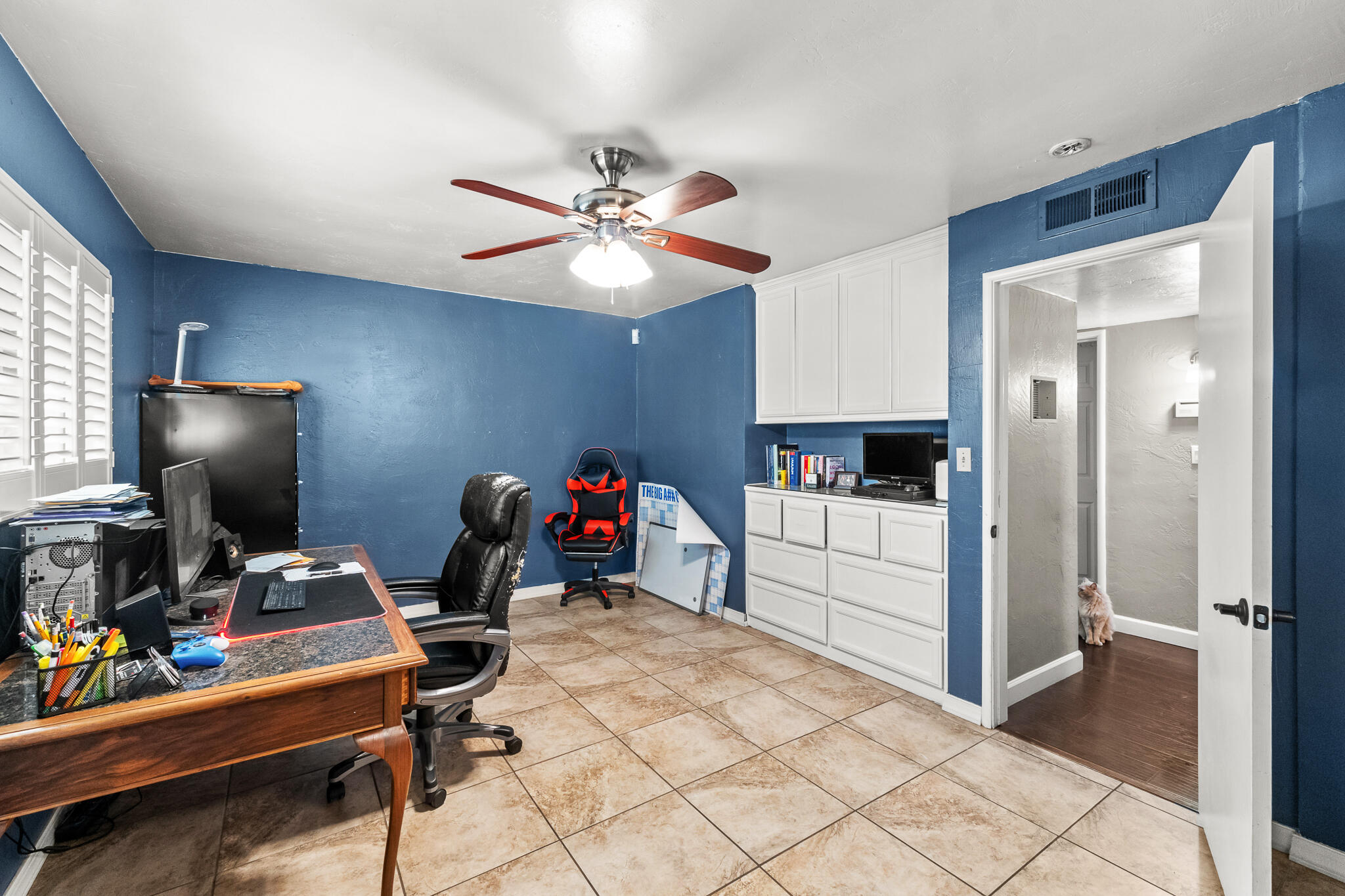 908 N Beatrice, Tulare, CA 93274