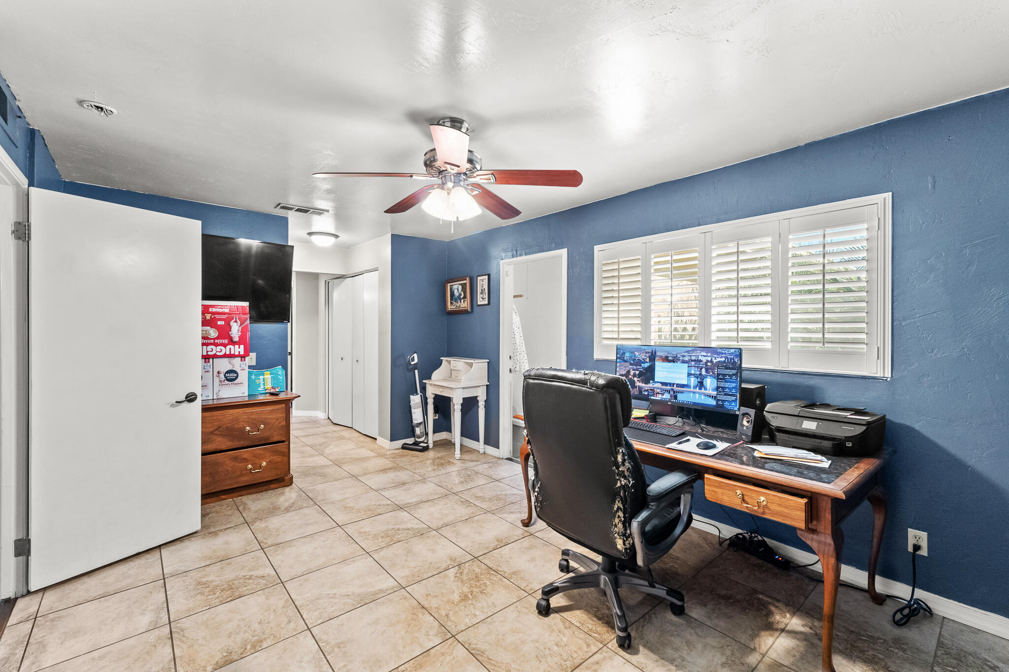 908 N Beatrice, Tulare, CA 93274