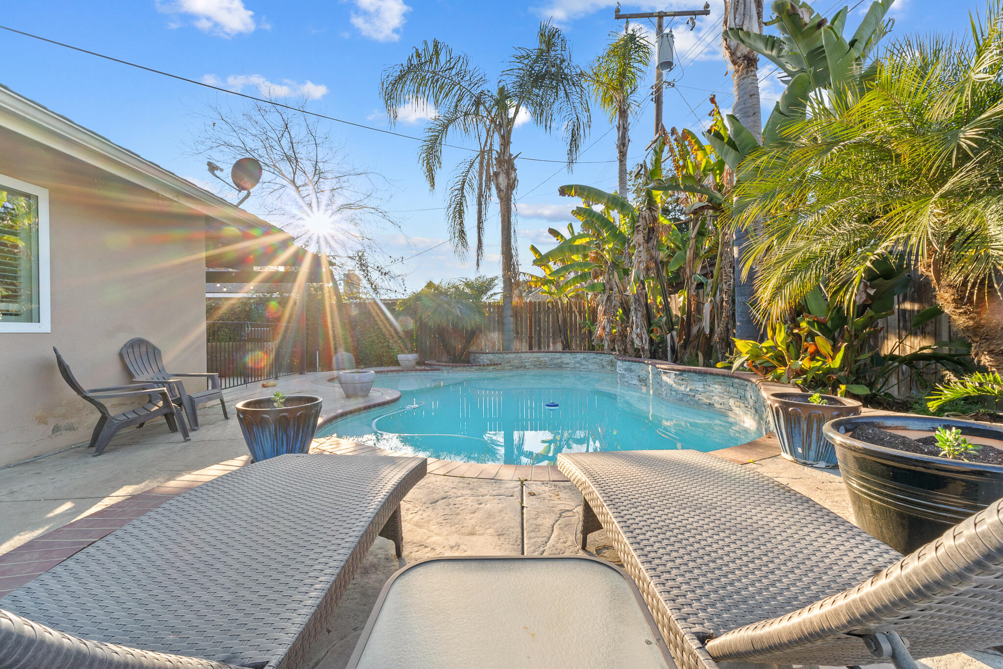 908 N Beatrice, Tulare, CA 93274