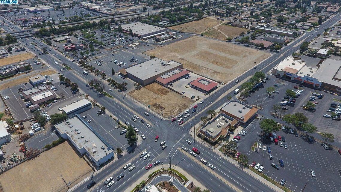 700 N Prospect St, Porterville, CA 93257