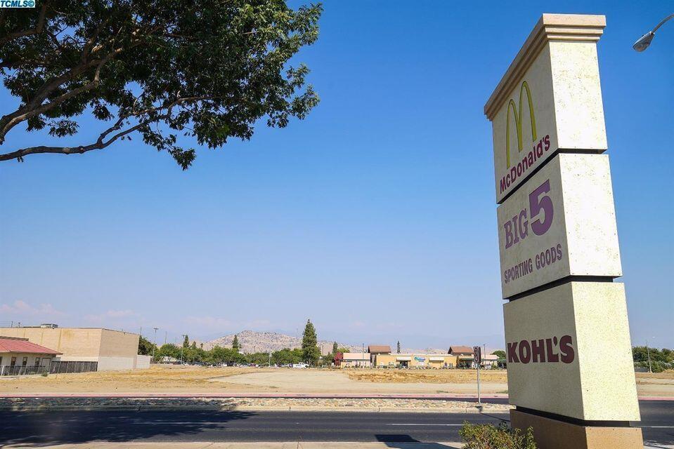 700 N Prospect St, Porterville, CA 93257