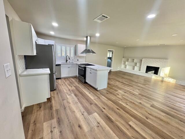 3035 W Cambridge Ave, Visalia, CA 93277