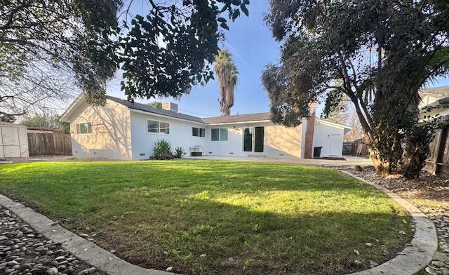 3035 W Cambridge Ave, Visalia, CA 93277