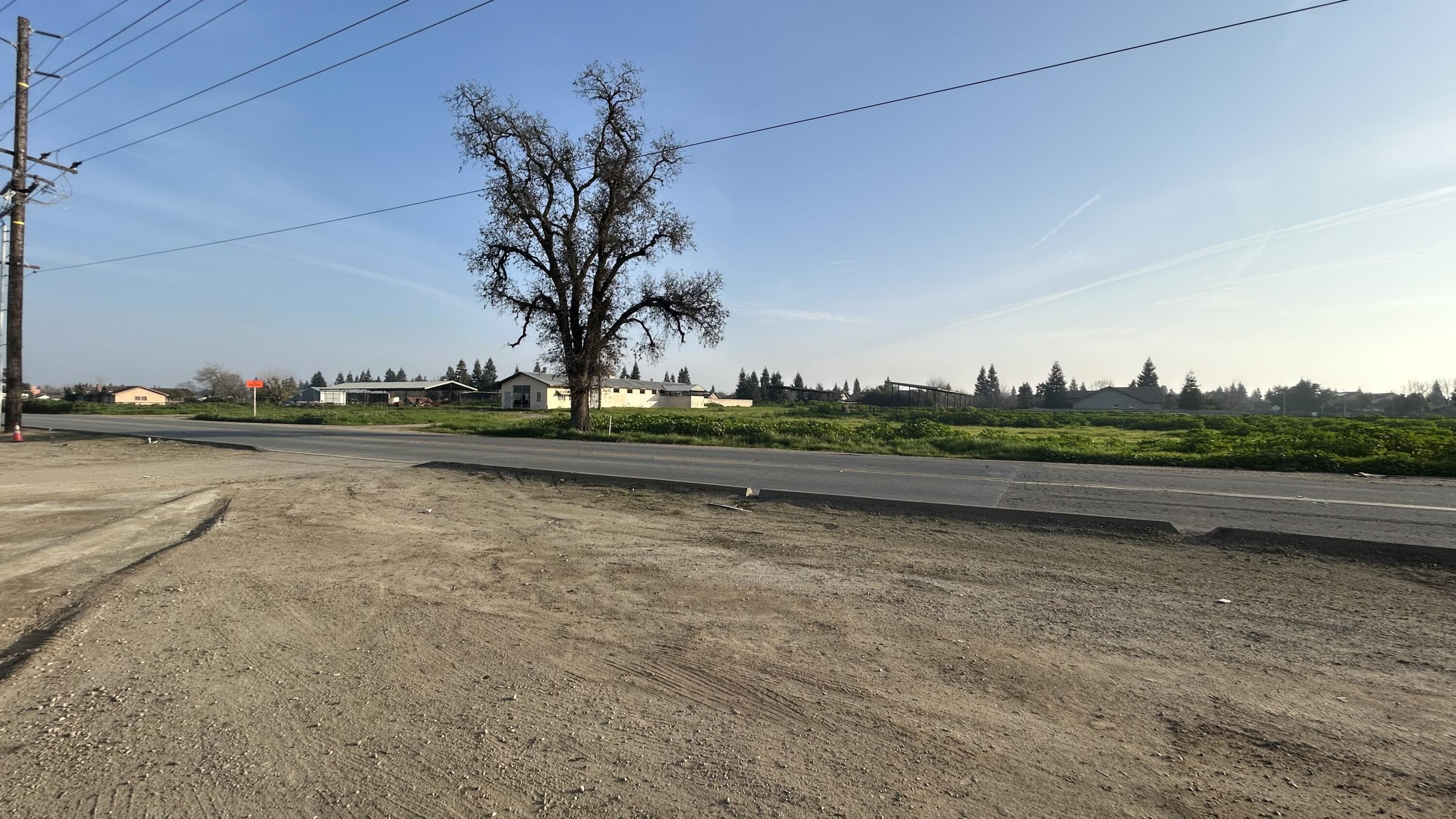 9711 Ave 312, Visalia, CA 93291