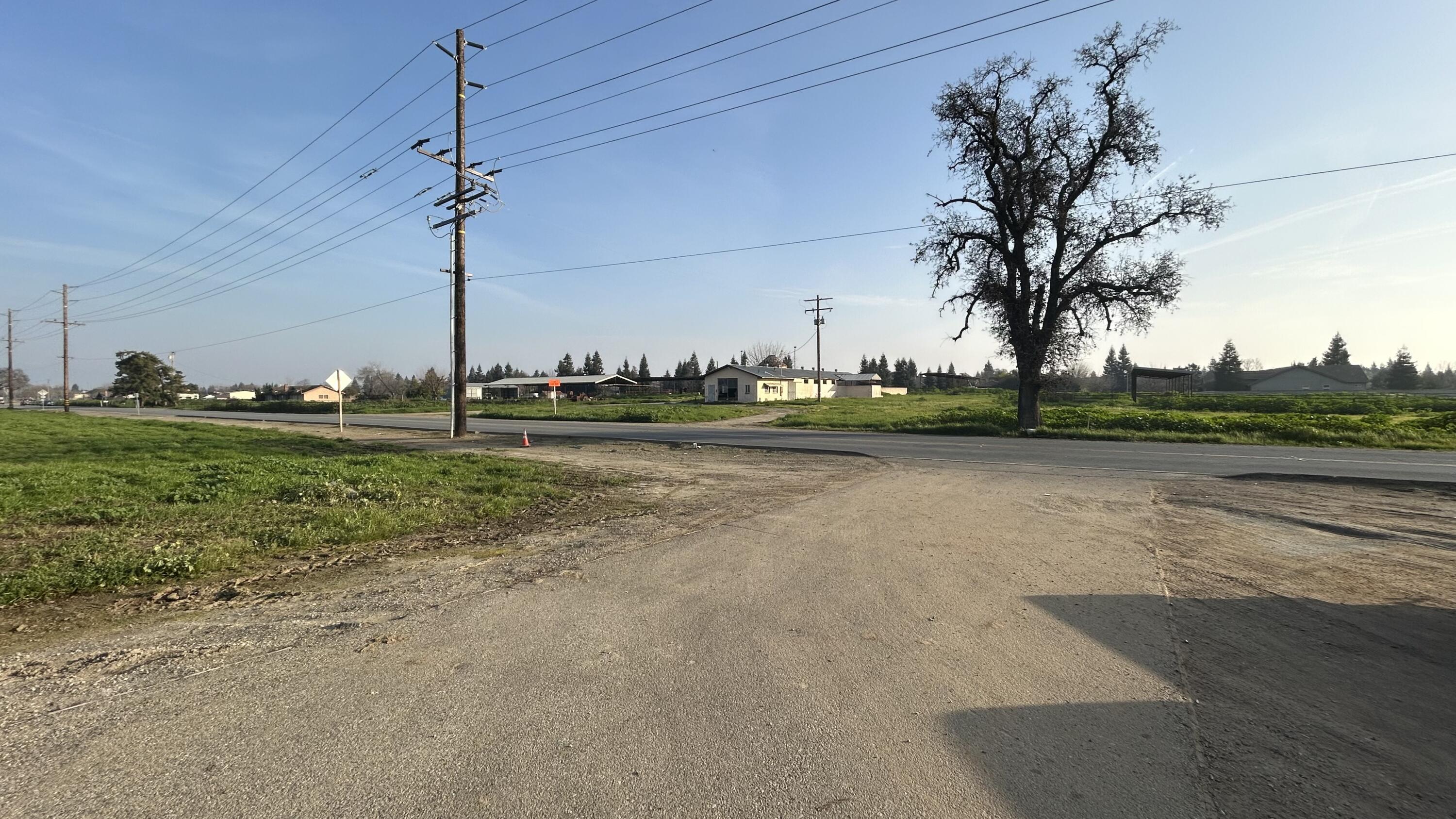 9711 Ave 312, Visalia, CA 93291