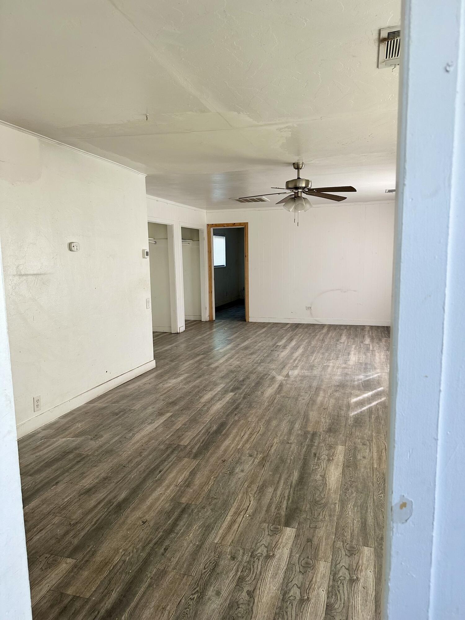 72 S Newcomb St, Porterville, CA 93257