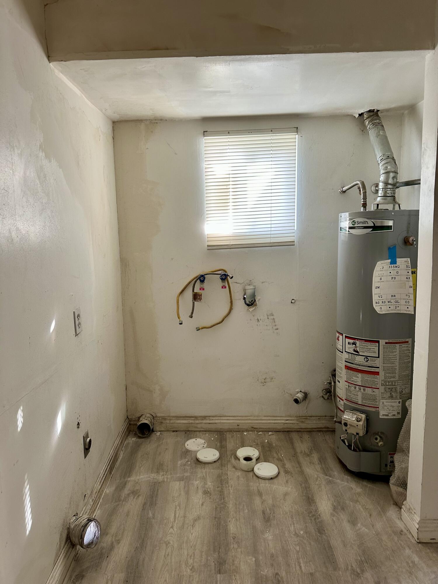 72 S Newcomb St, Porterville, CA 93257