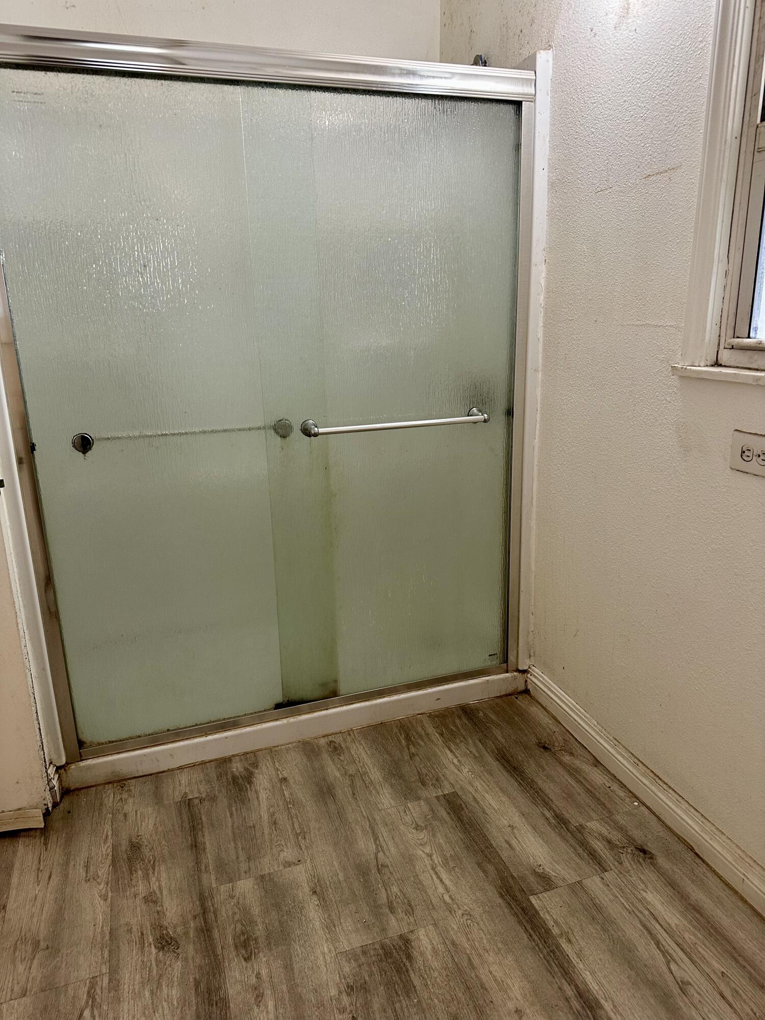 72 S Newcomb St, Porterville, CA 93257