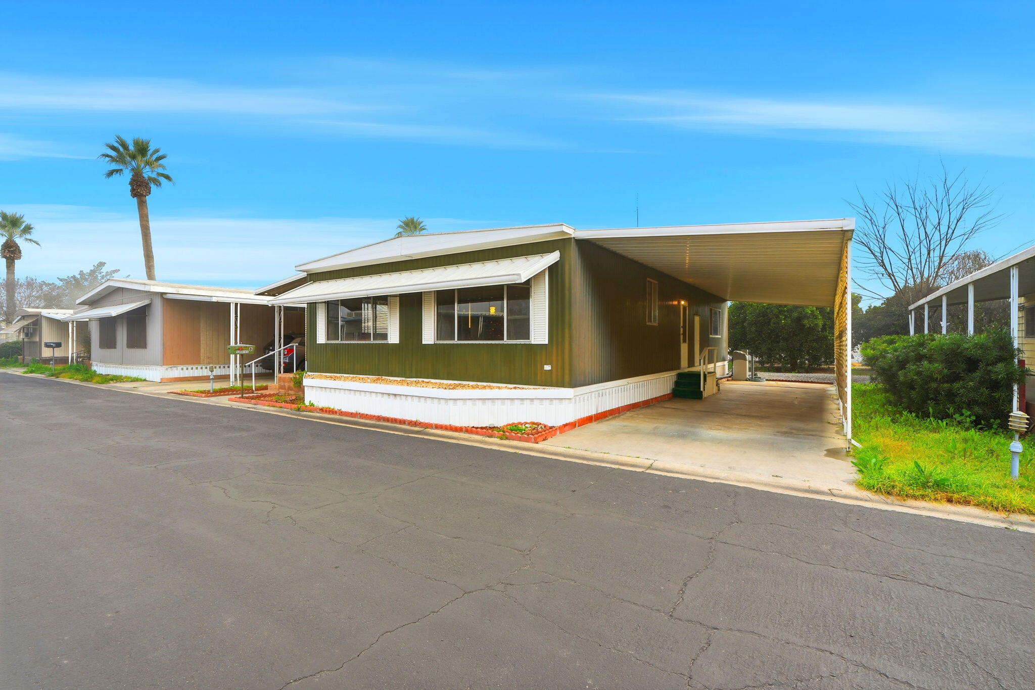 630 W Hermosa St #Spc 6, Lindsay, CA 93247