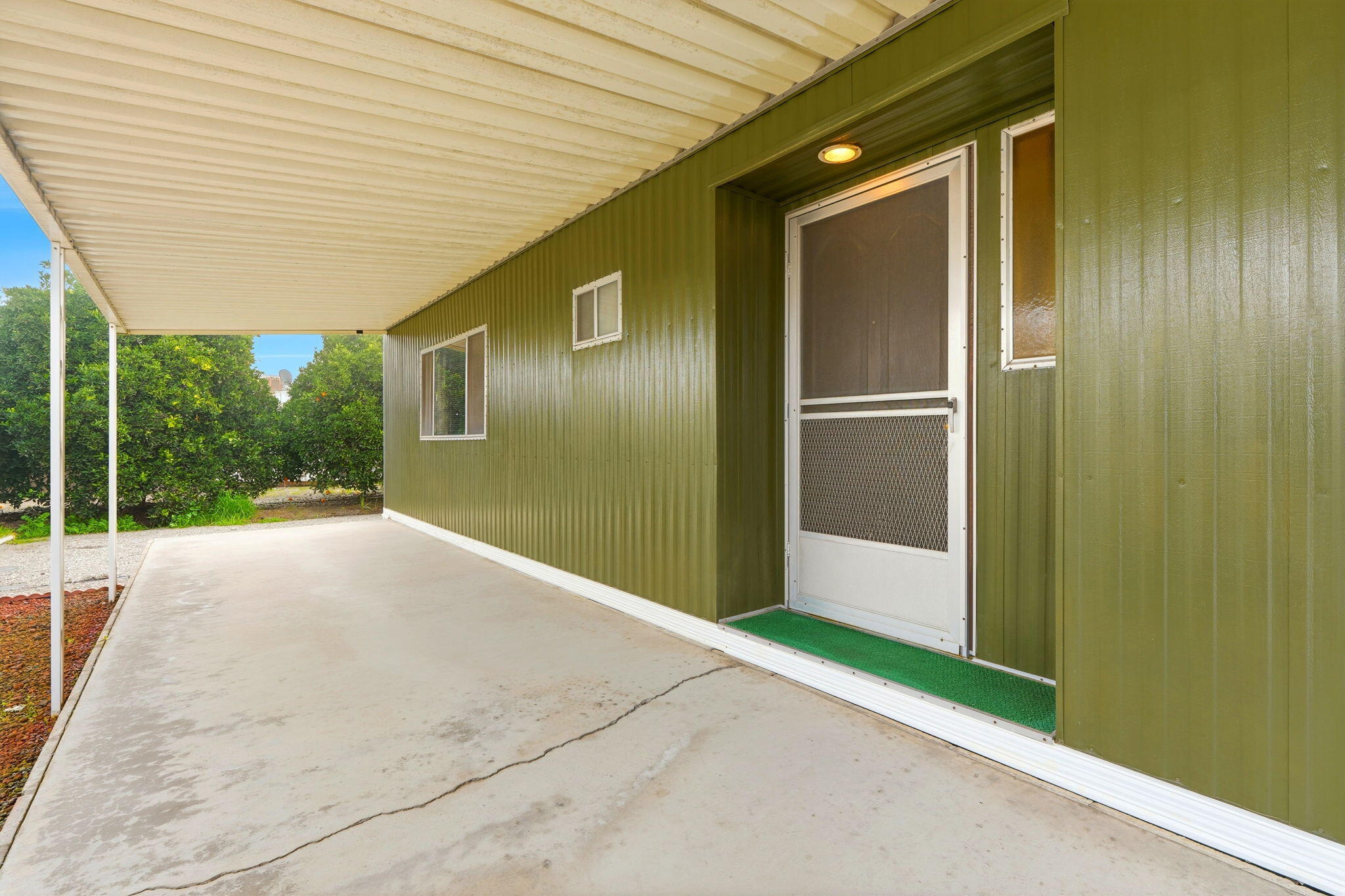 630 W Hermosa St #Spc 6, Lindsay, CA 93247