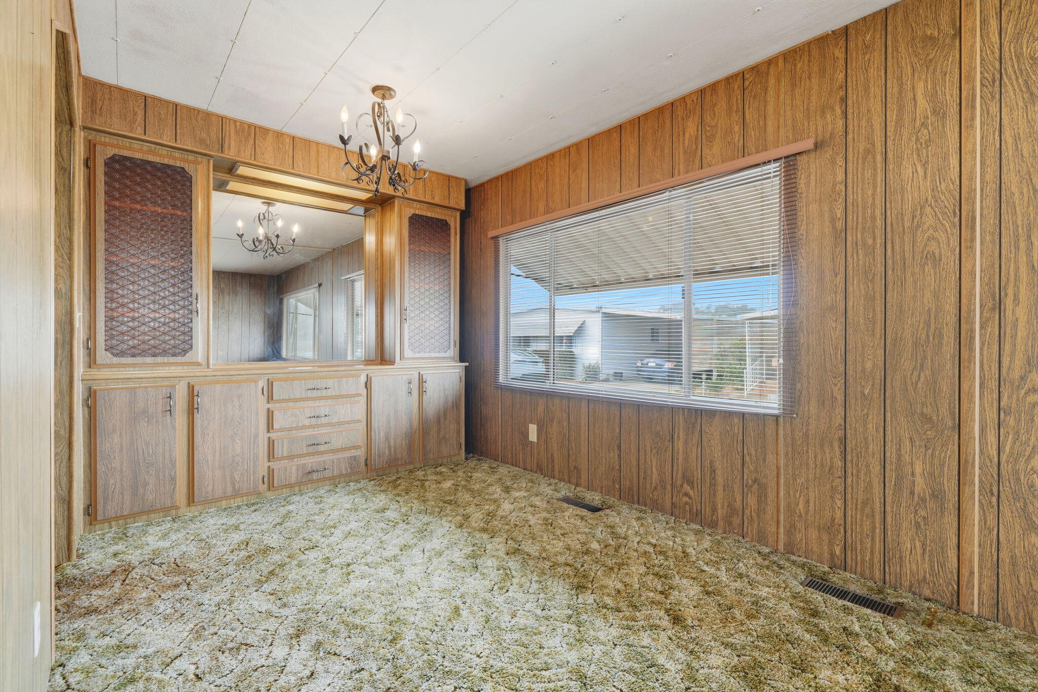 630 W Hermosa St #Spc 6, Lindsay, CA 93247