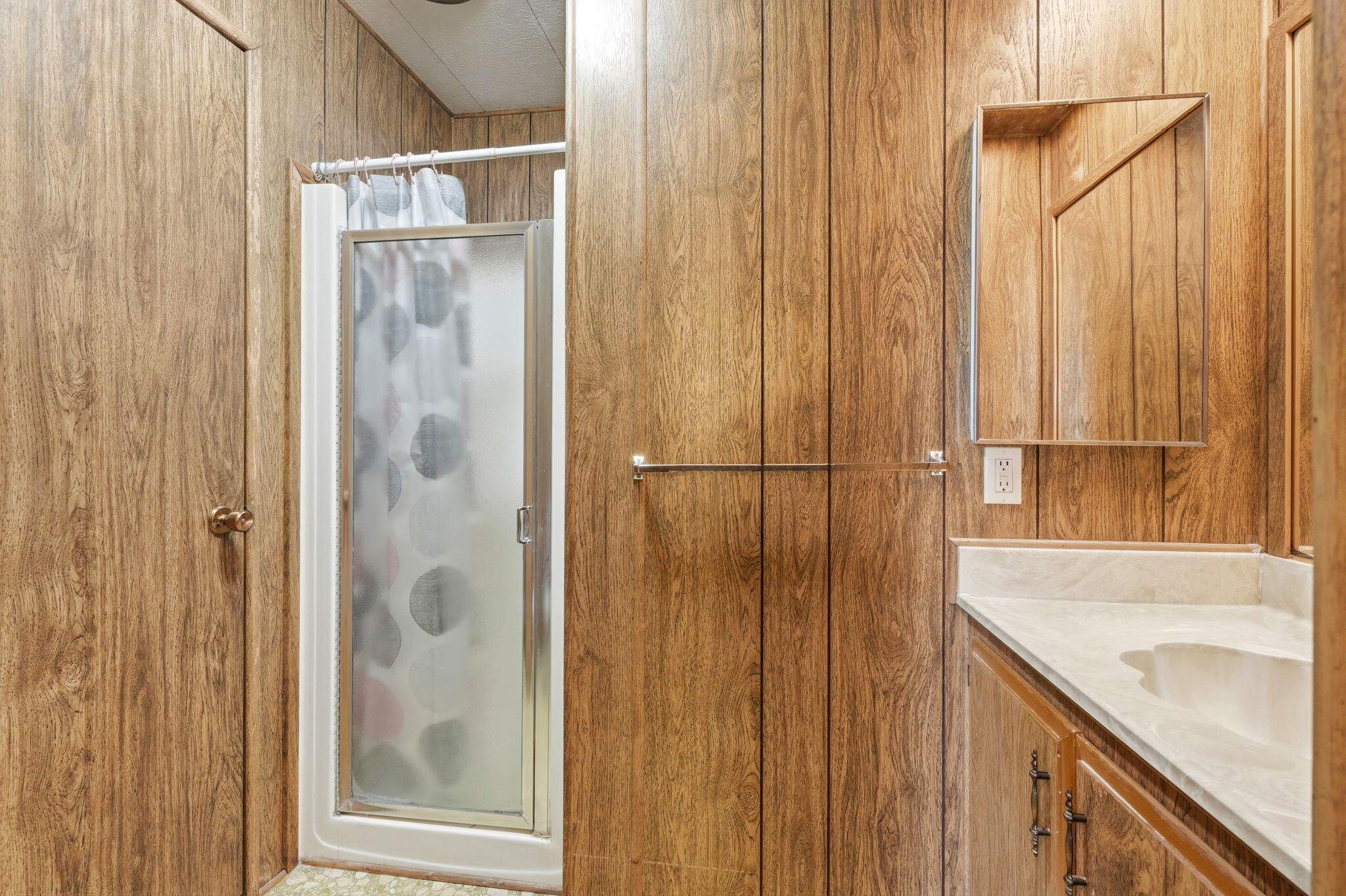 630 W Hermosa St #Spc 6, Lindsay, CA 93247