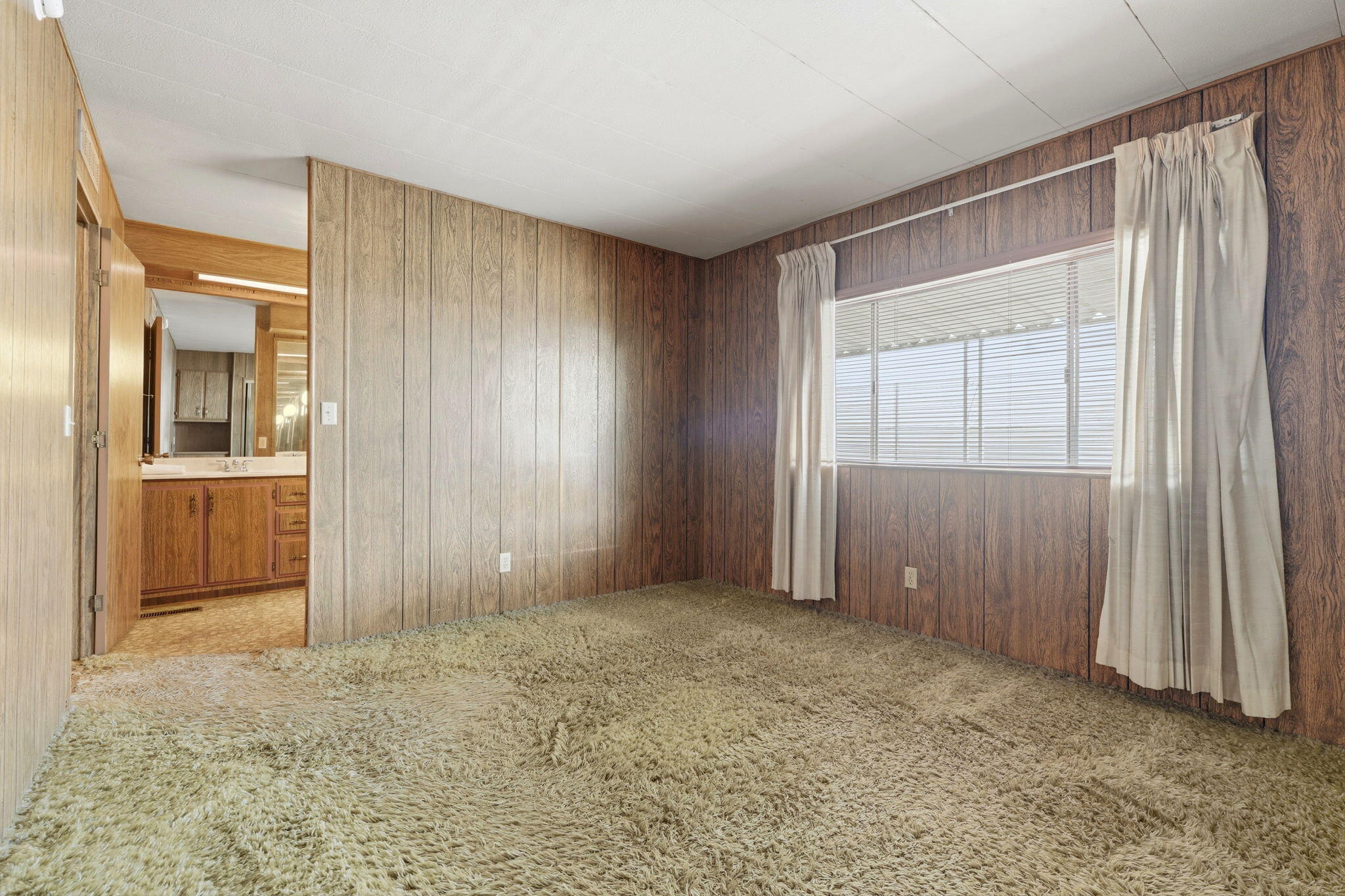 630 W Hermosa St #Spc 6, Lindsay, CA 93247