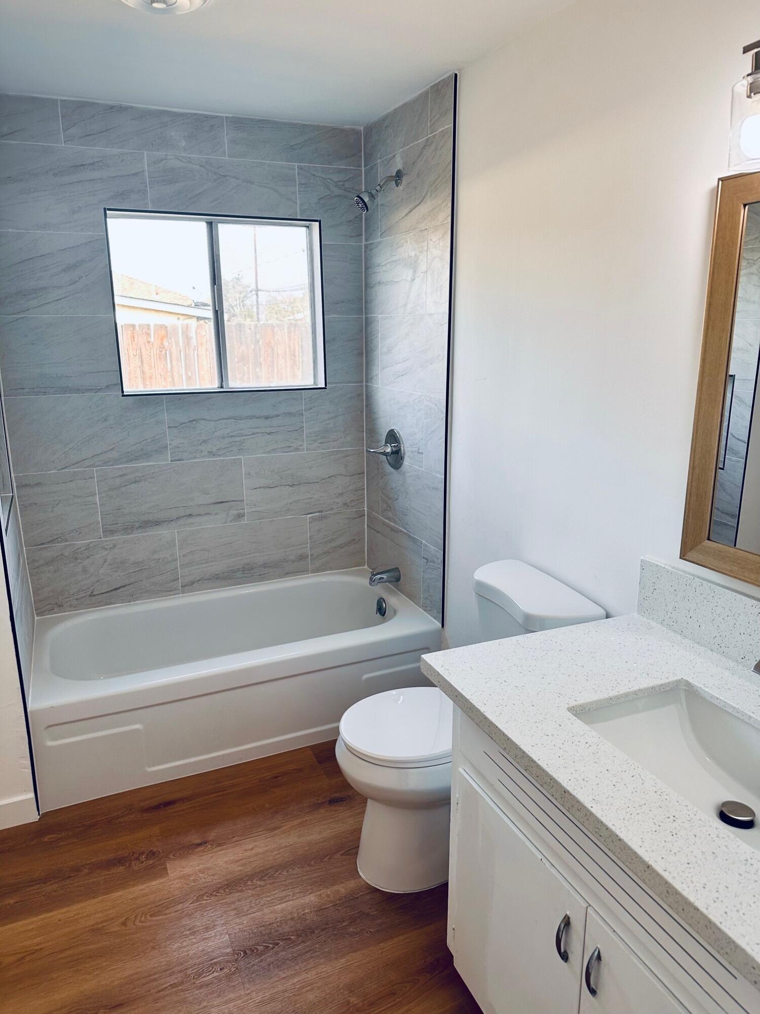 366 N Palm St, Woodlake, CA 93286