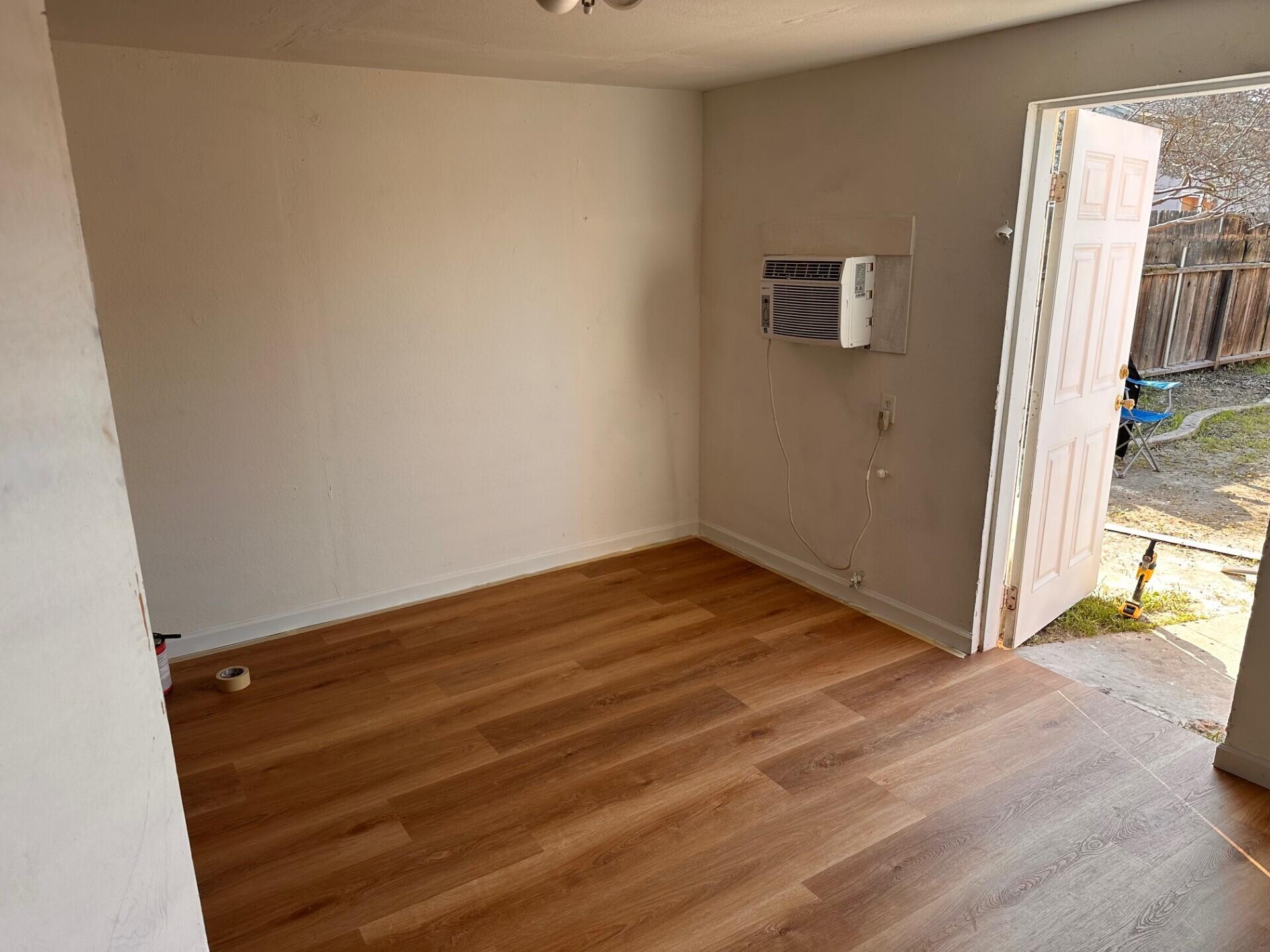 366 N Palm St, Woodlake, CA 93286