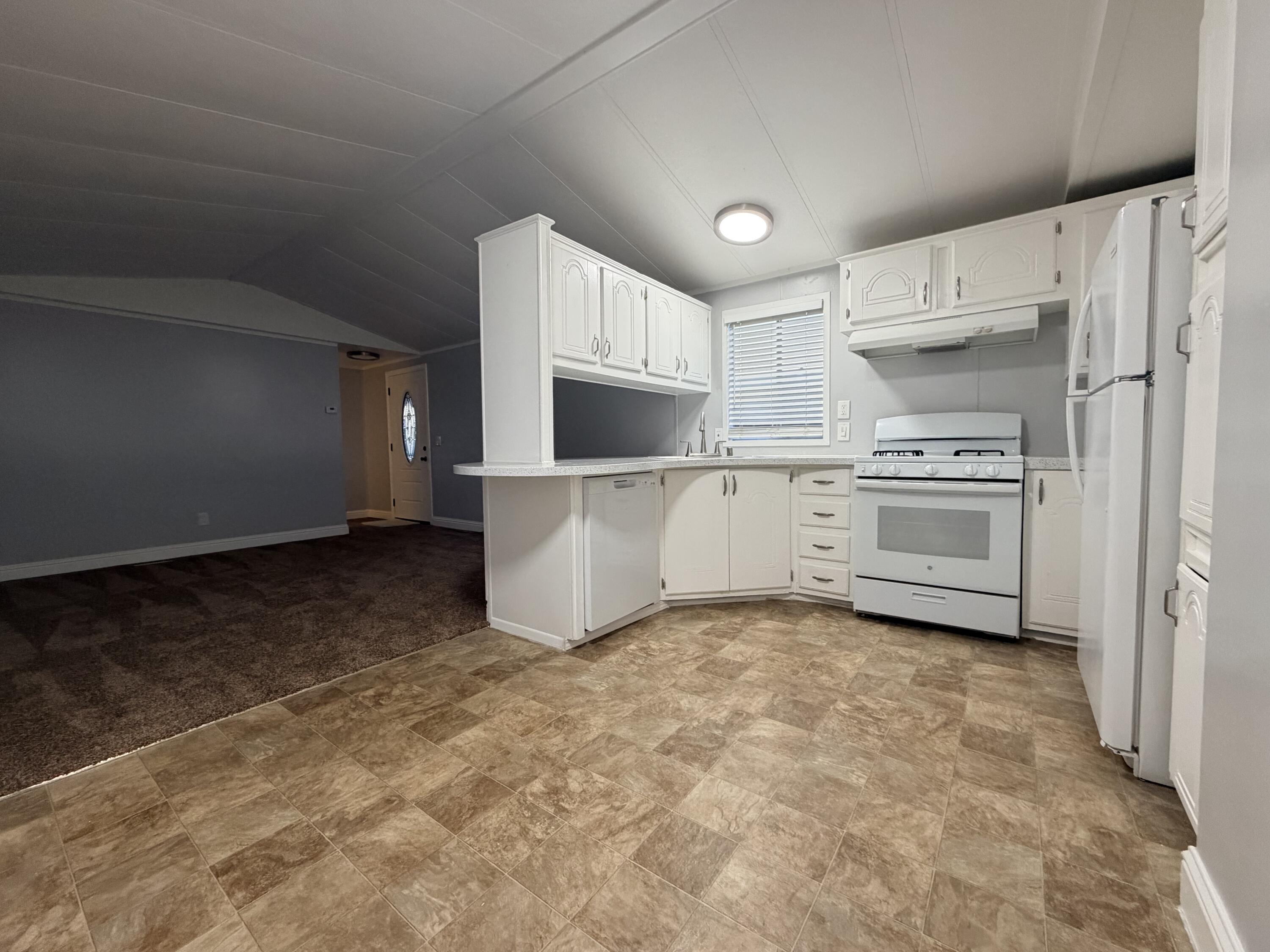 720 E Worth Ave #168, Porterville, CA 93257