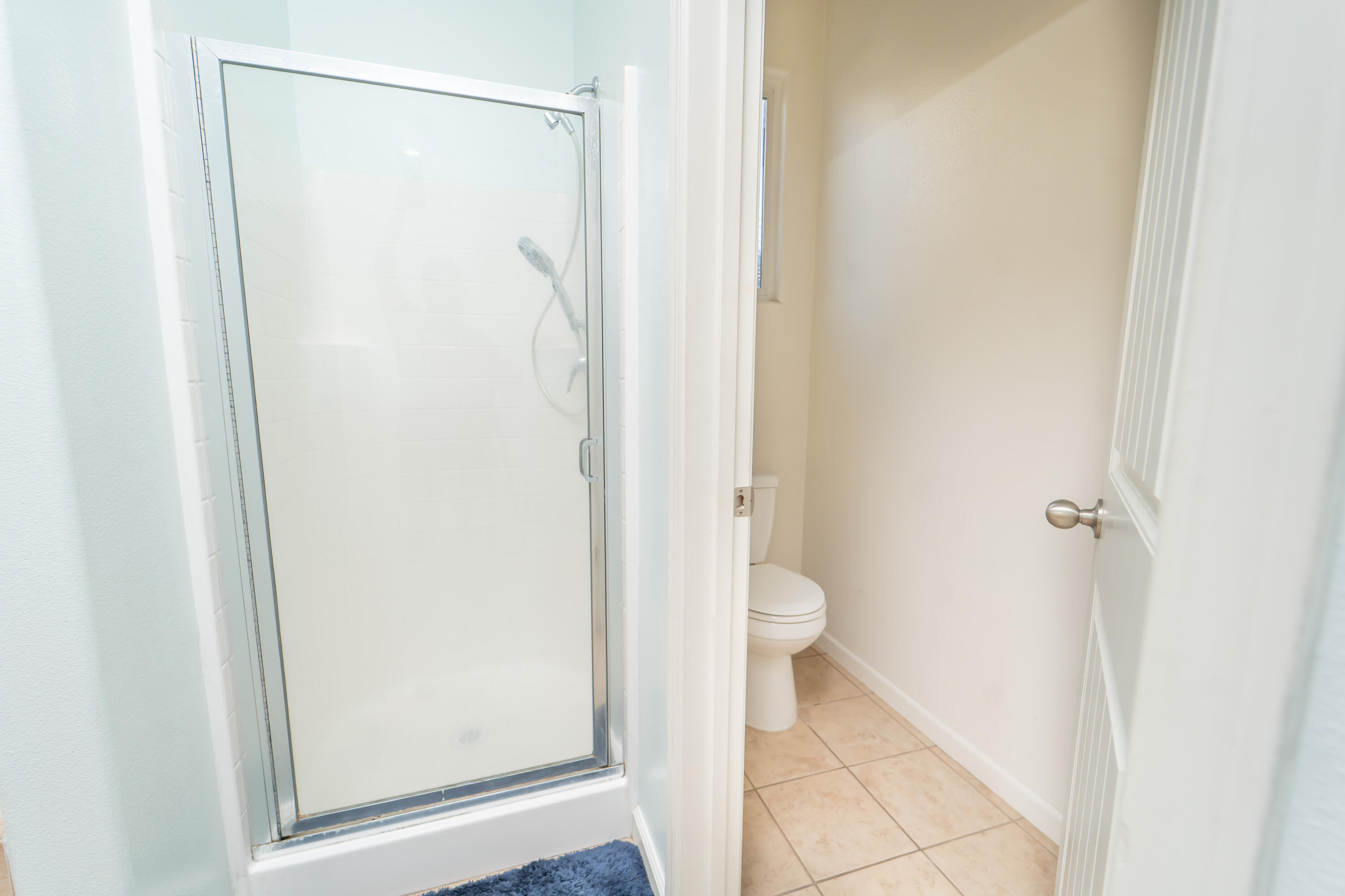 900 Heather Ave, Dinuba, CA 93618