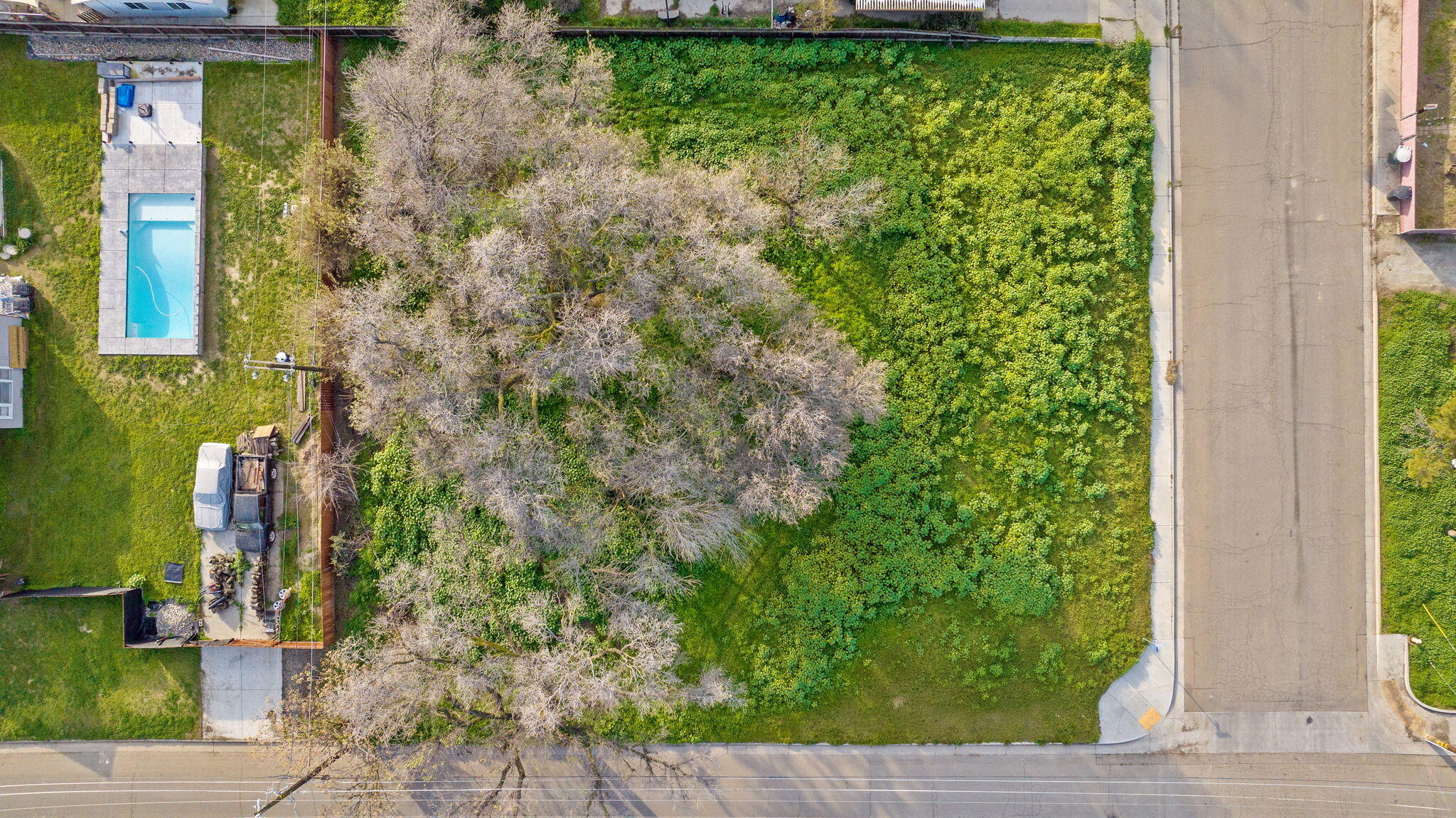 109 Hamlet St, Lemoore, CA 93245