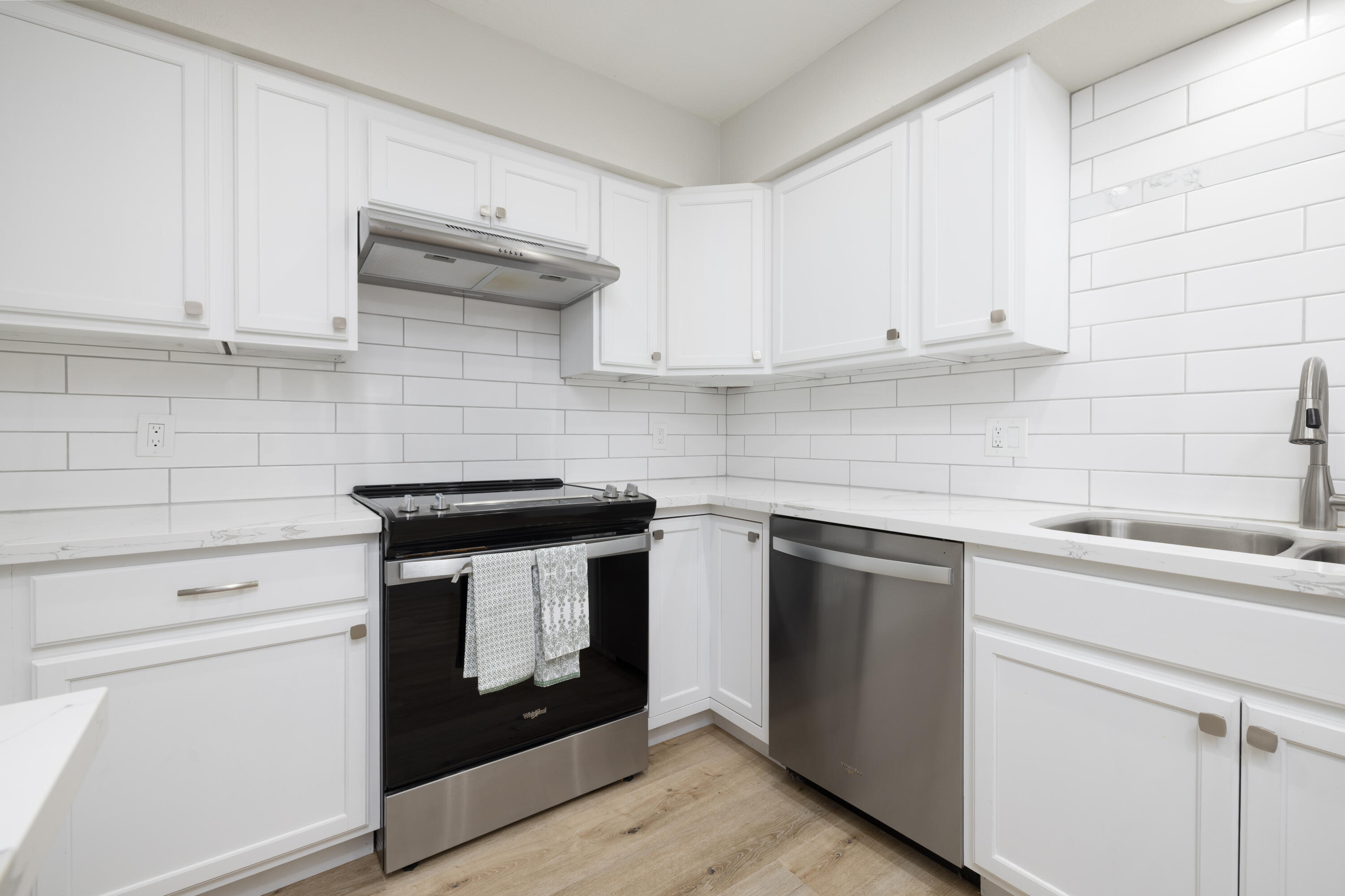 5473 W Santa Ana Ave, Fresno, CA 93722