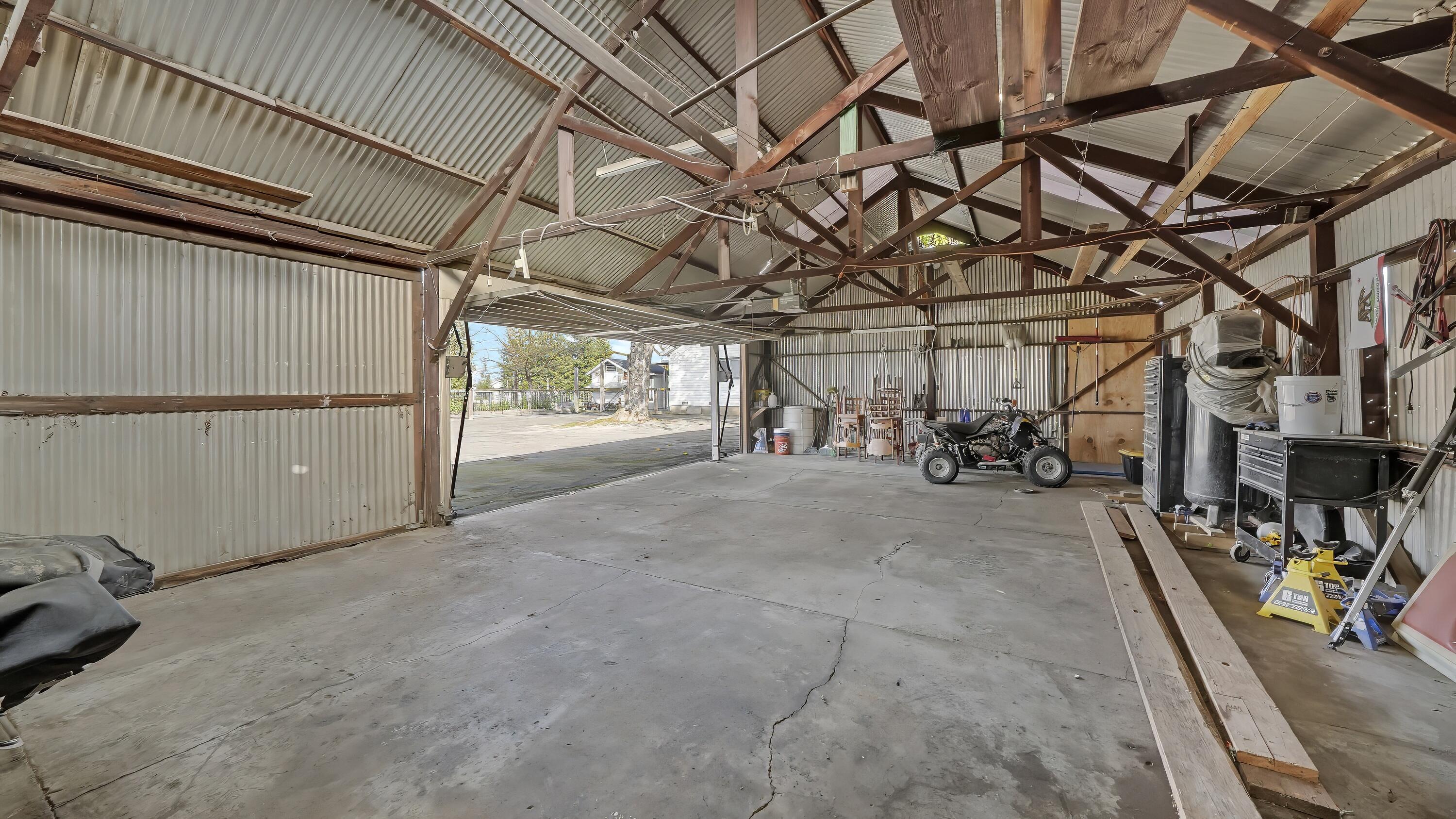 41709 Road 52, Reedley, CA 93654