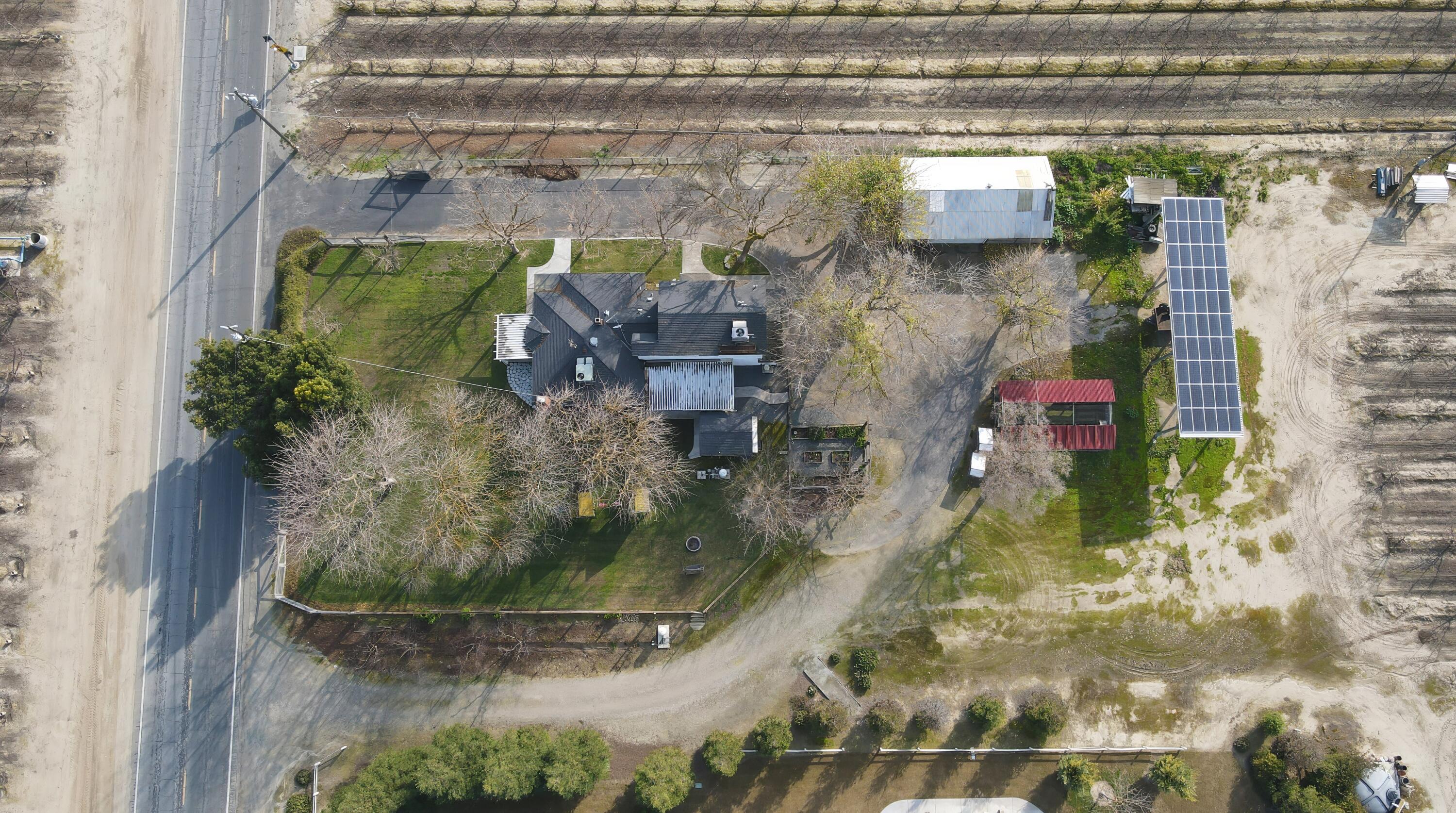 41709 Road 52, Reedley, CA 93654