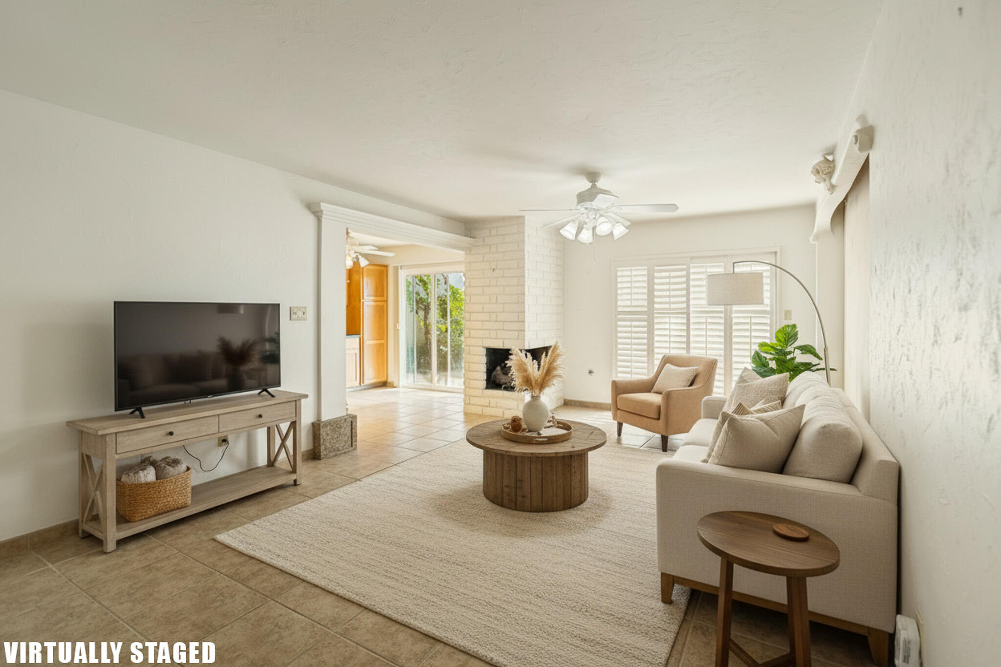 637 Village Green St, Porterville, CA 93257