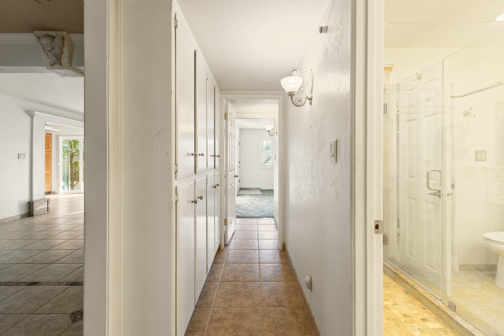 637 Village Green St, Porterville, CA 93257