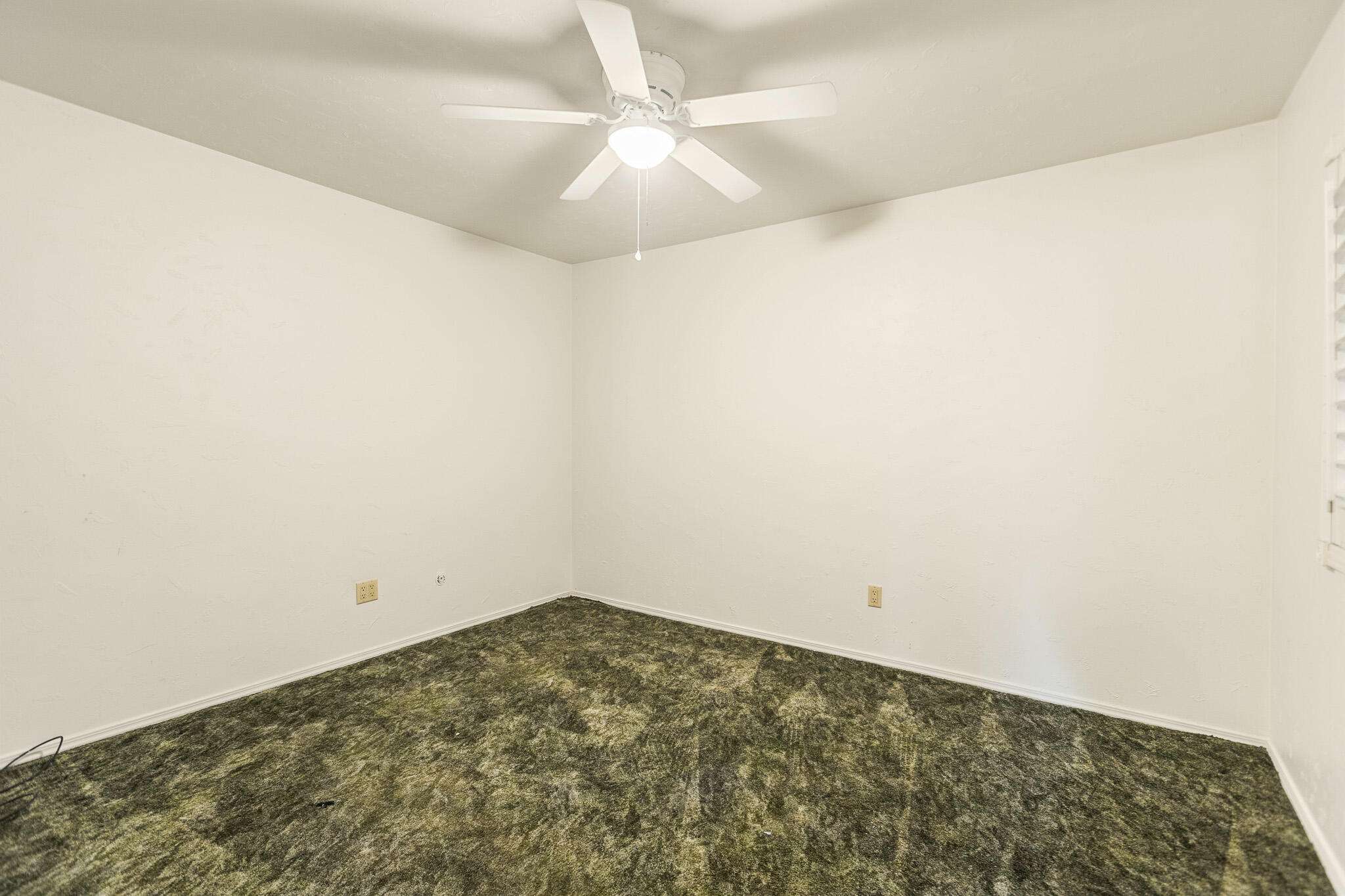 637 Village Green St, Porterville, CA 93257