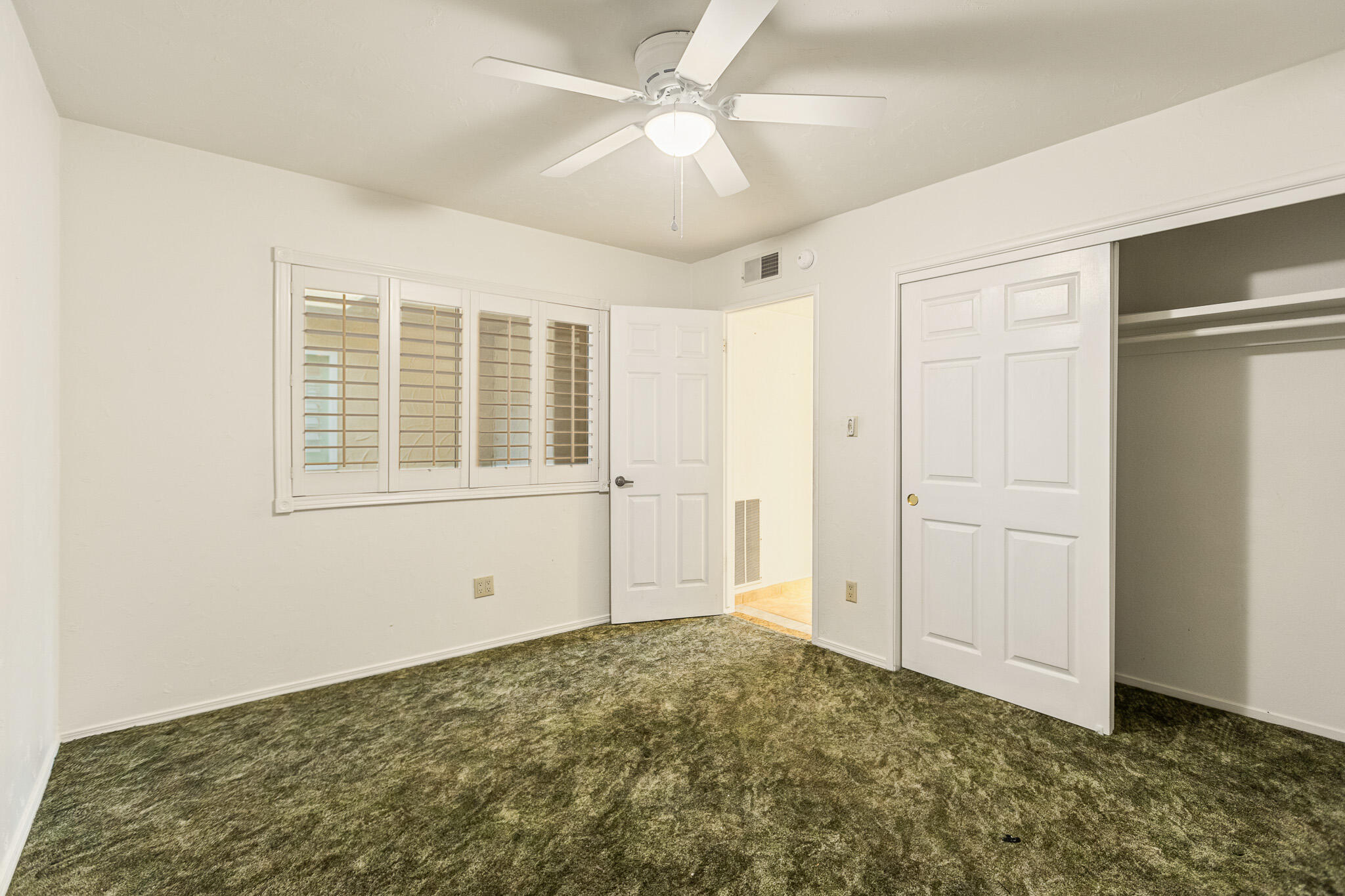 637 Village Green St, Porterville, CA 93257