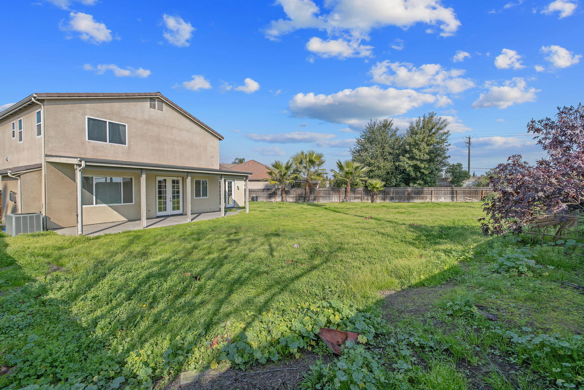 5586 E Atchison St, Fresno, CA 93727