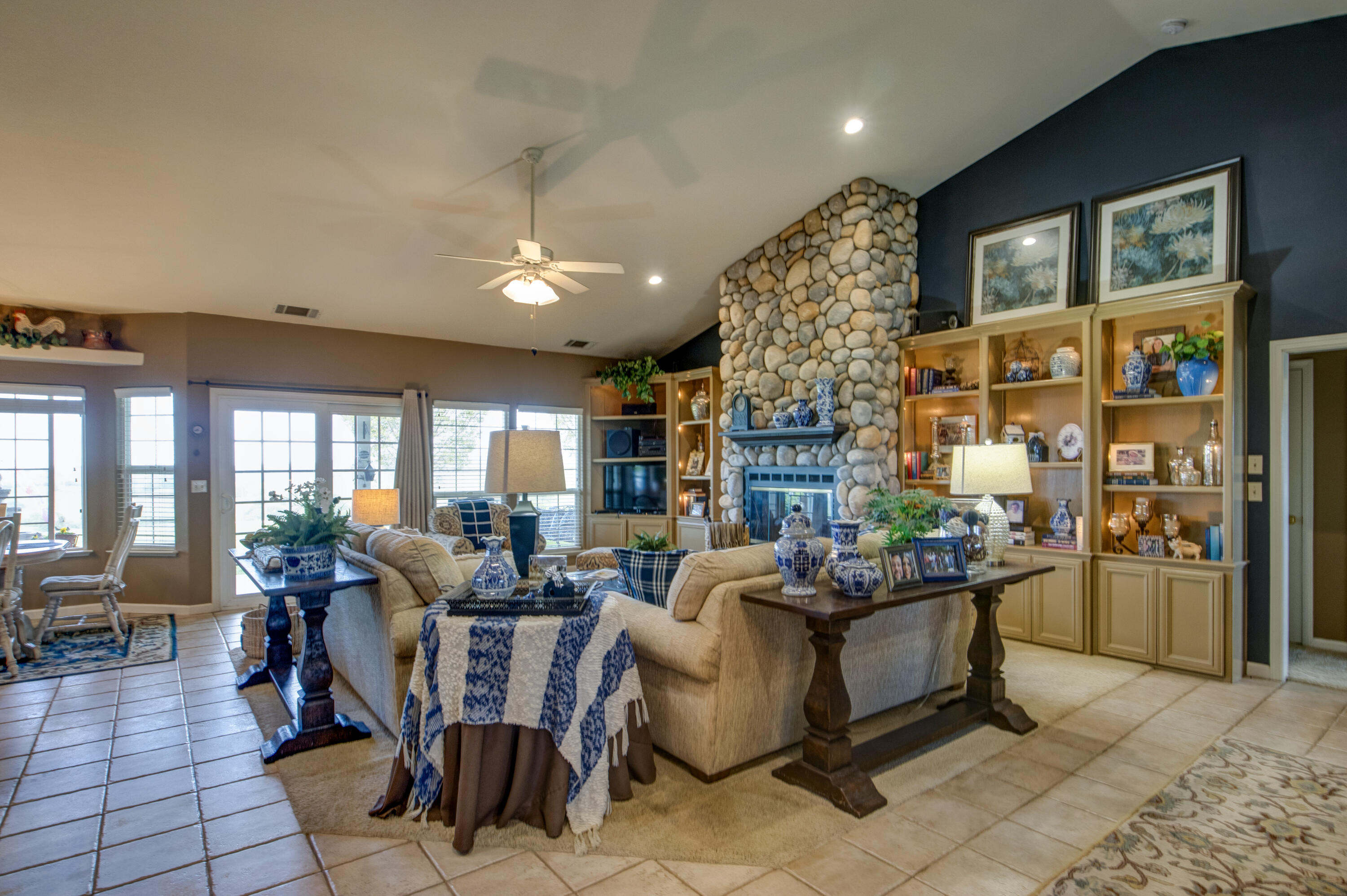 1985 White Rock Rd, Le Grand, CA 95333