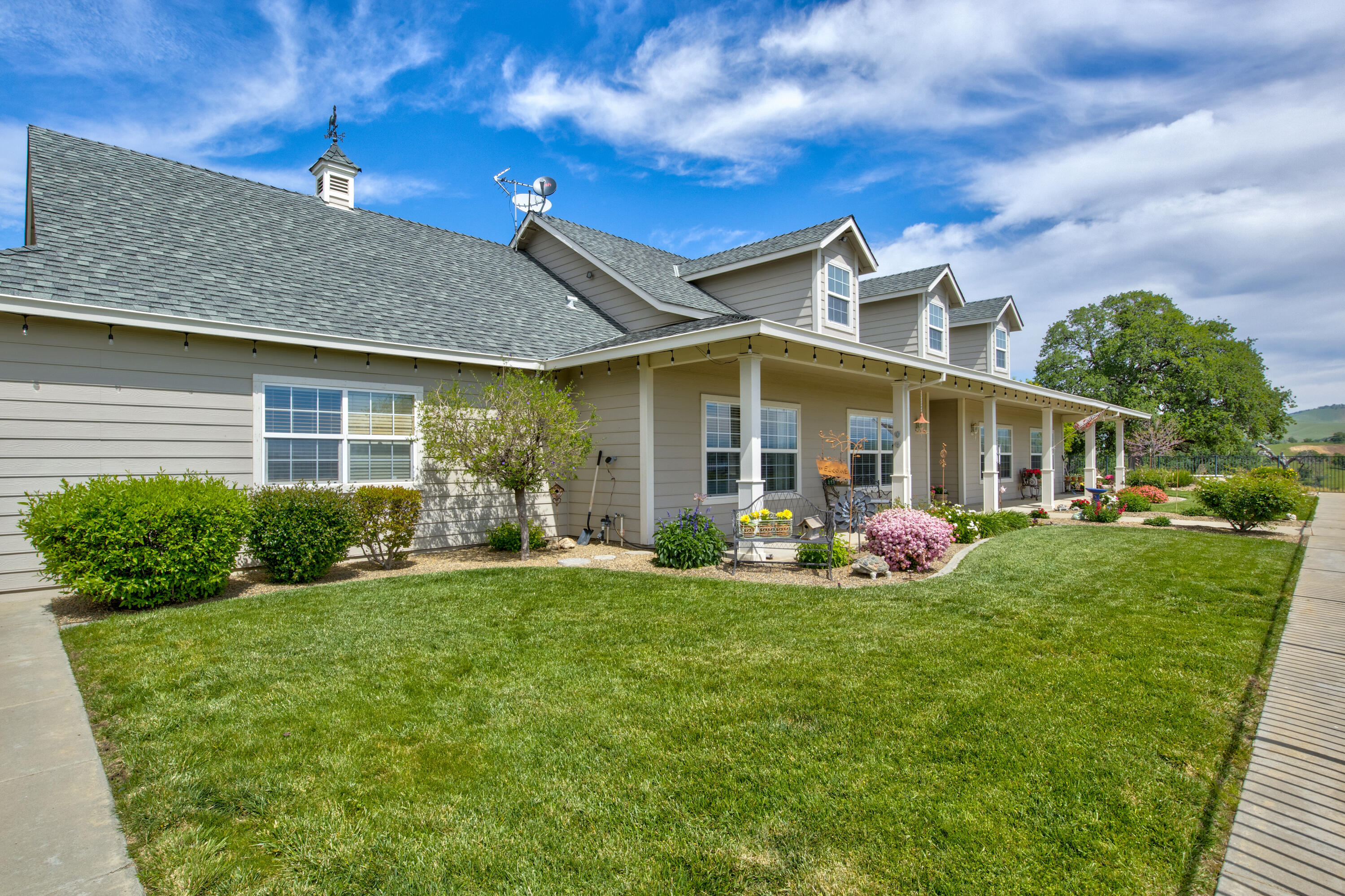 1985 White Rock Rd, Le Grand, CA 95333