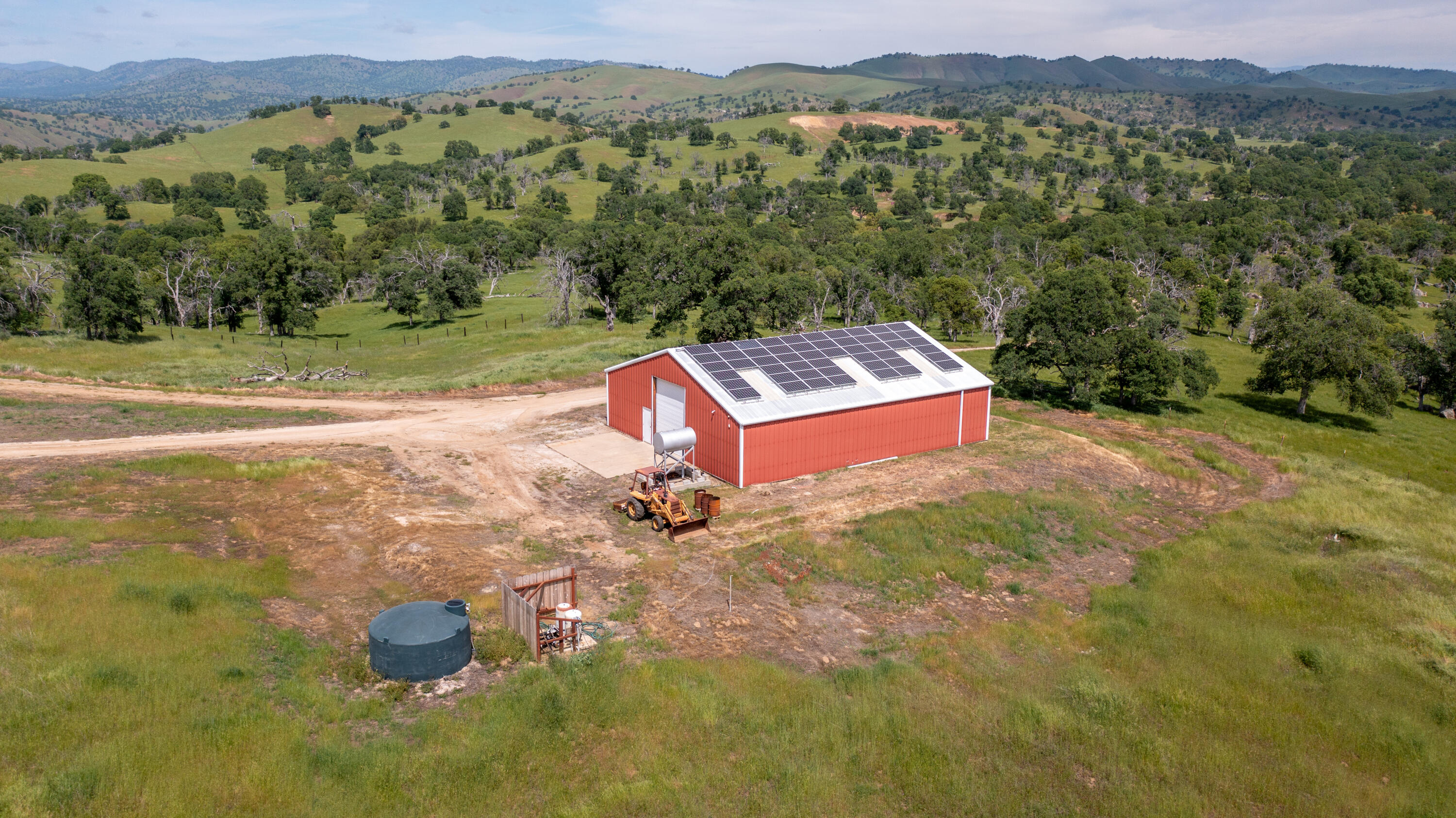 1985 White Rock Rd, Le Grand, CA 95333