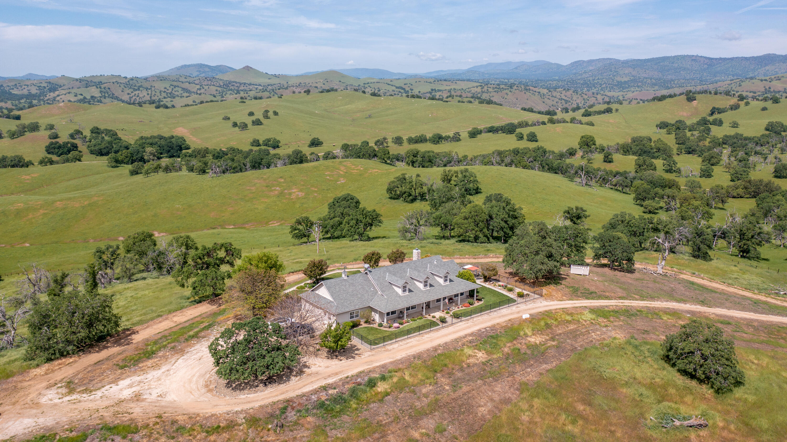 1985 White Rock Rd, Le Grand, CA 95333