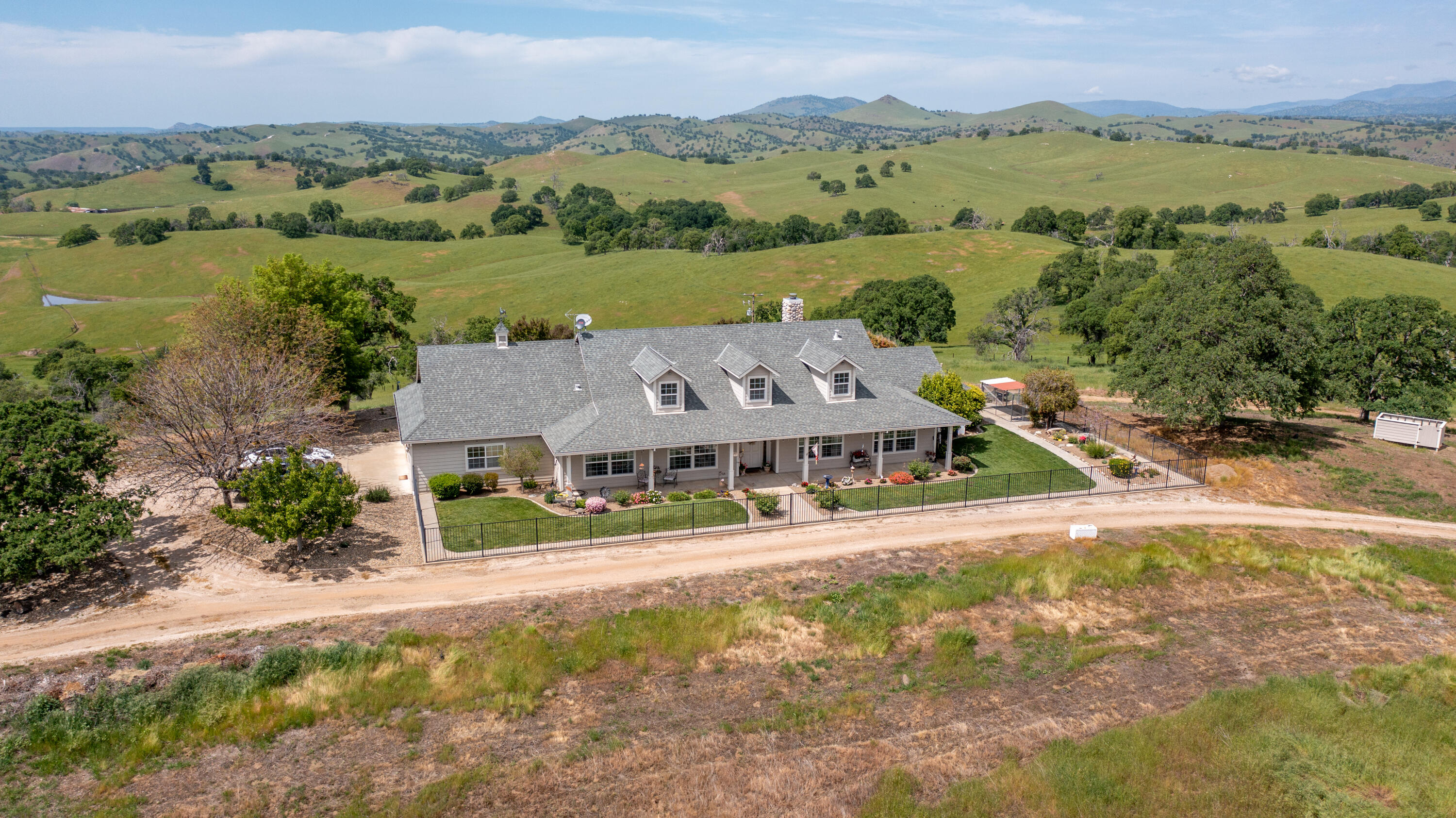 1985 White Rock Rd, Le Grand, CA 95333