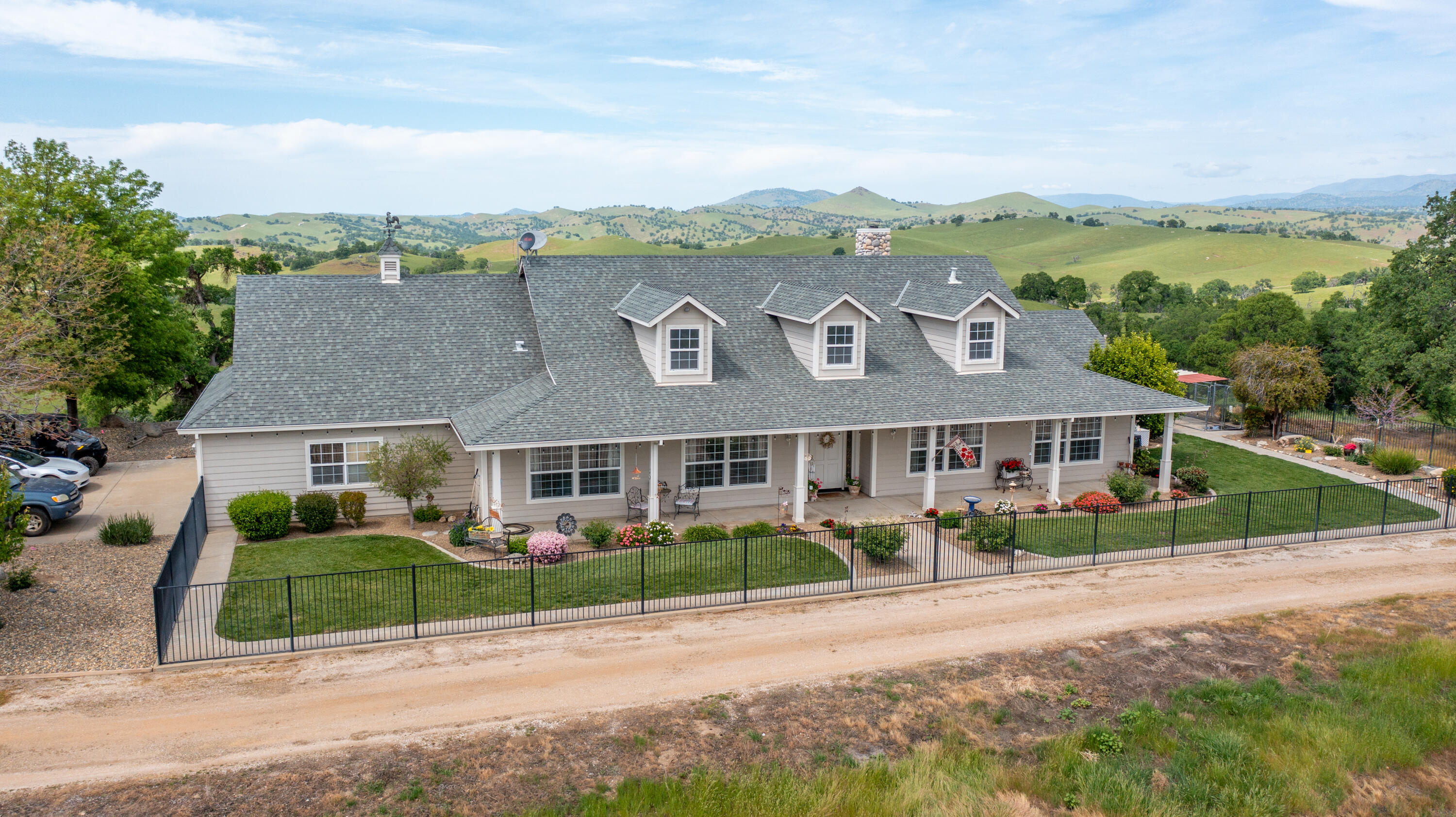 1985 White Rock Rd, Le Grand, CA 95333