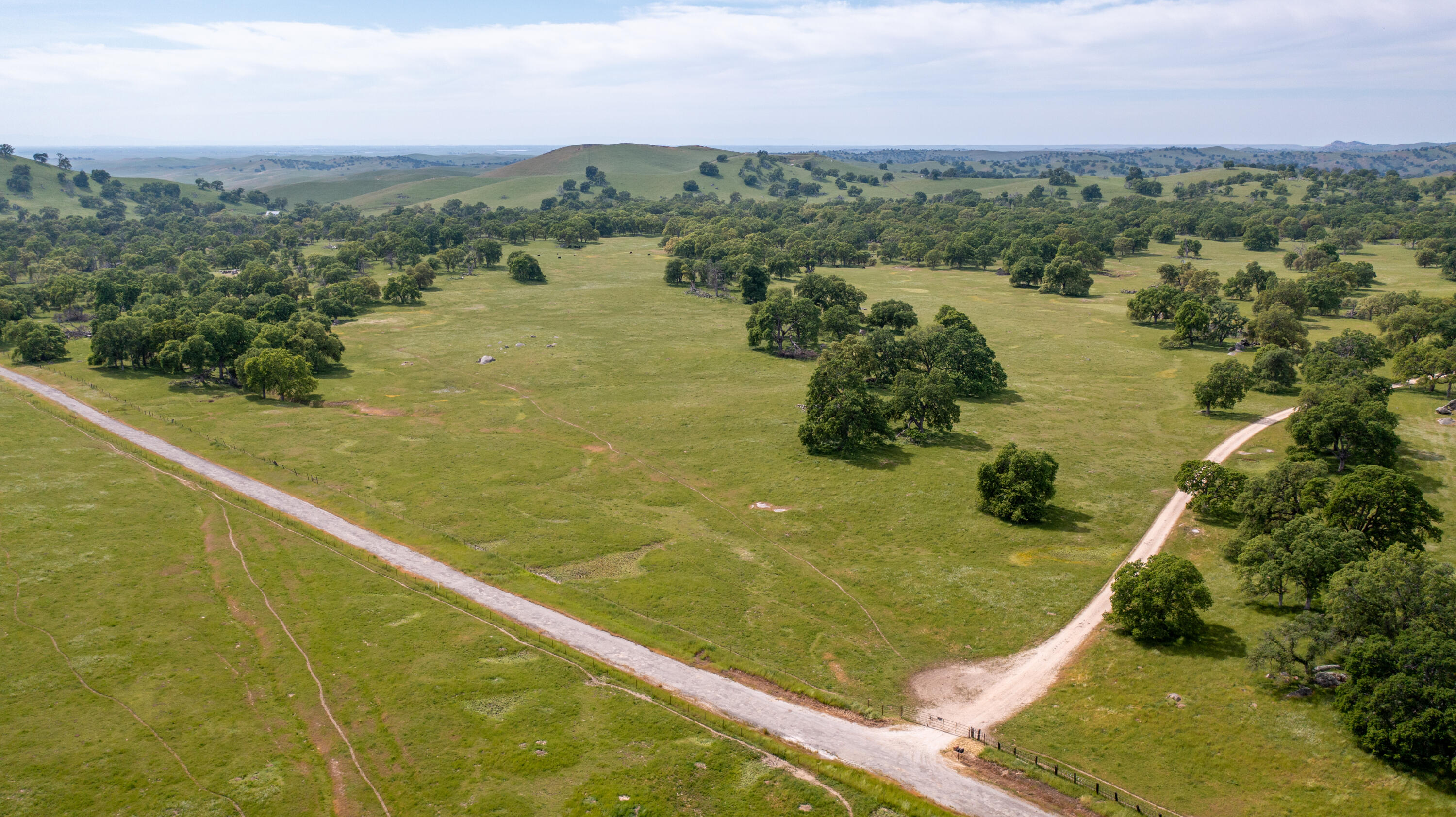 1985 White Rock Rd, Le Grand, CA 95333