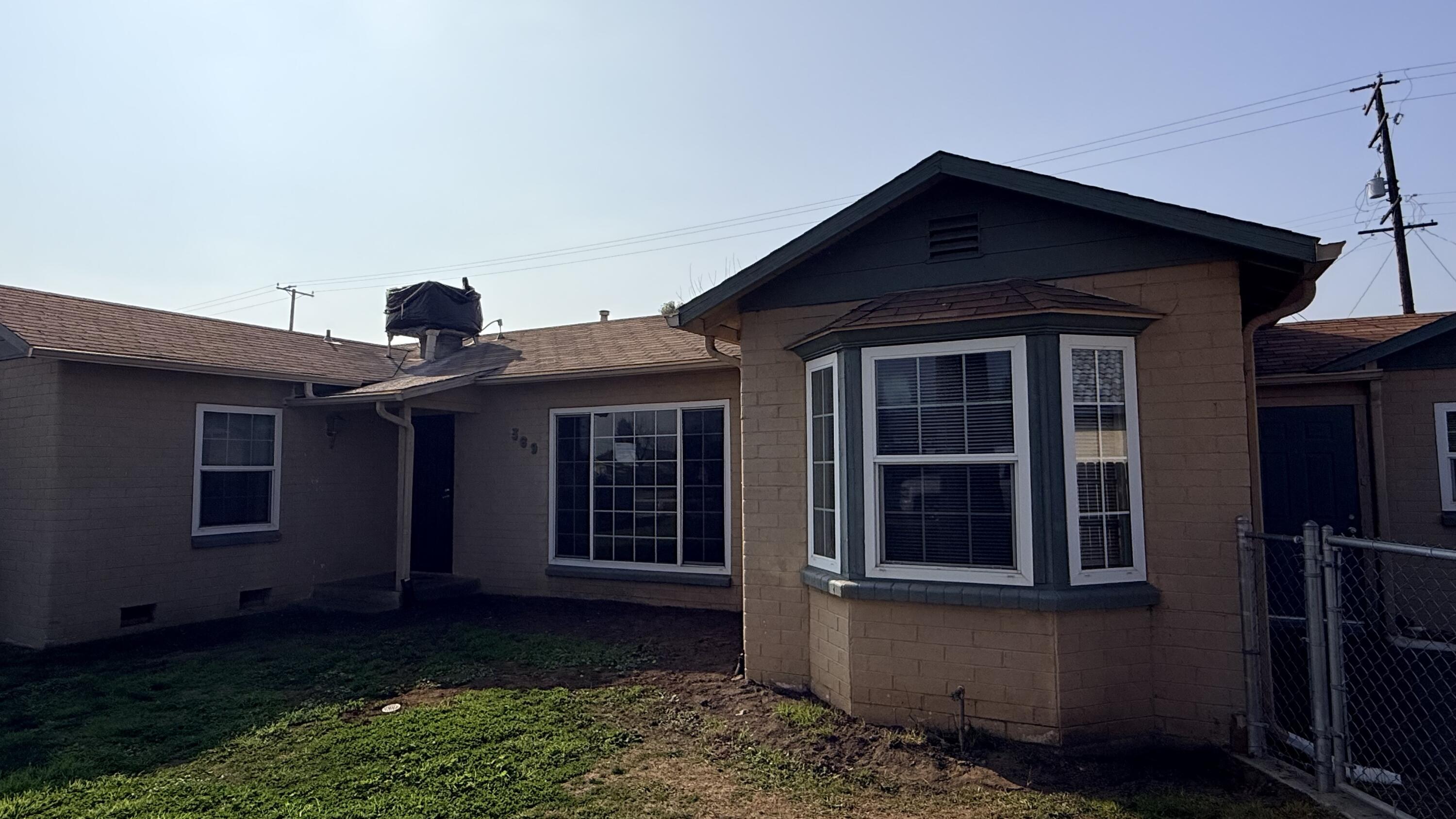 389 S Valencia Blvd, Woodlake, CA 93286