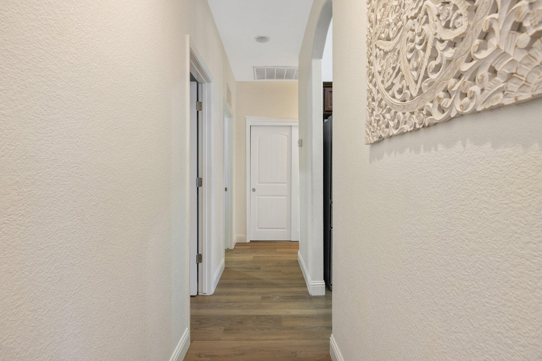 2603 E Harbor Island Ave, Tulare, CA 93274