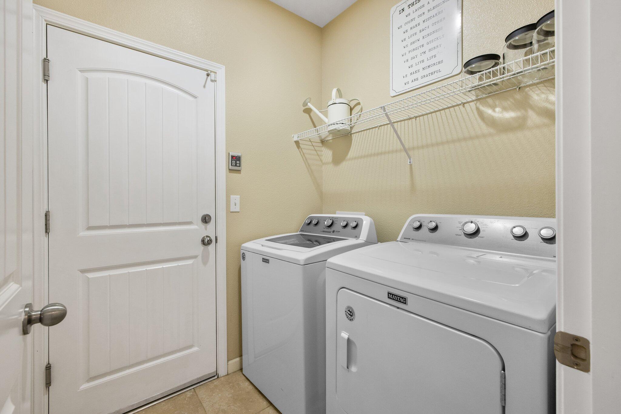 2603 E Harbor Island Ave, Tulare, CA 93274