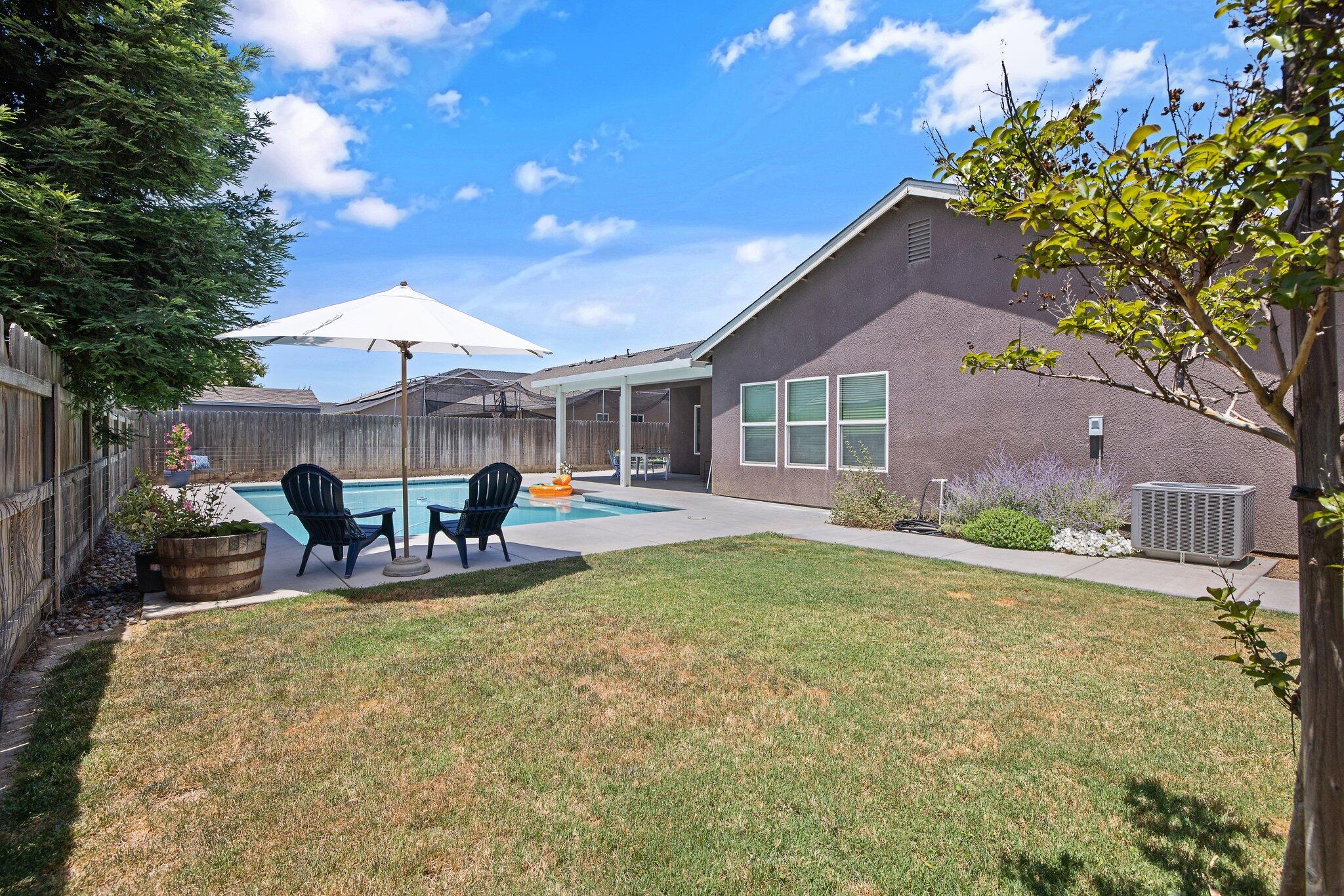 2603 E Harbor Island Ave, Tulare, CA 93274
