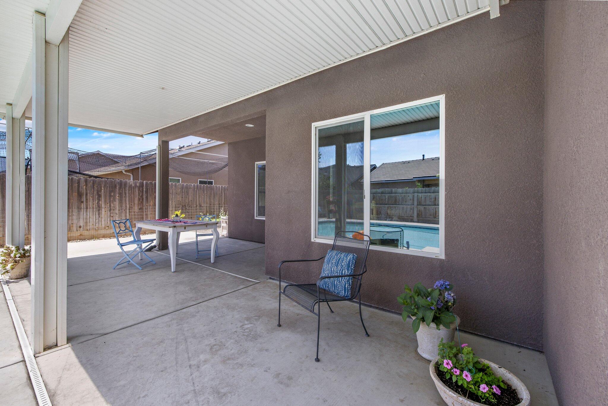 2603 E Harbor Island Ave, Tulare, CA 93274