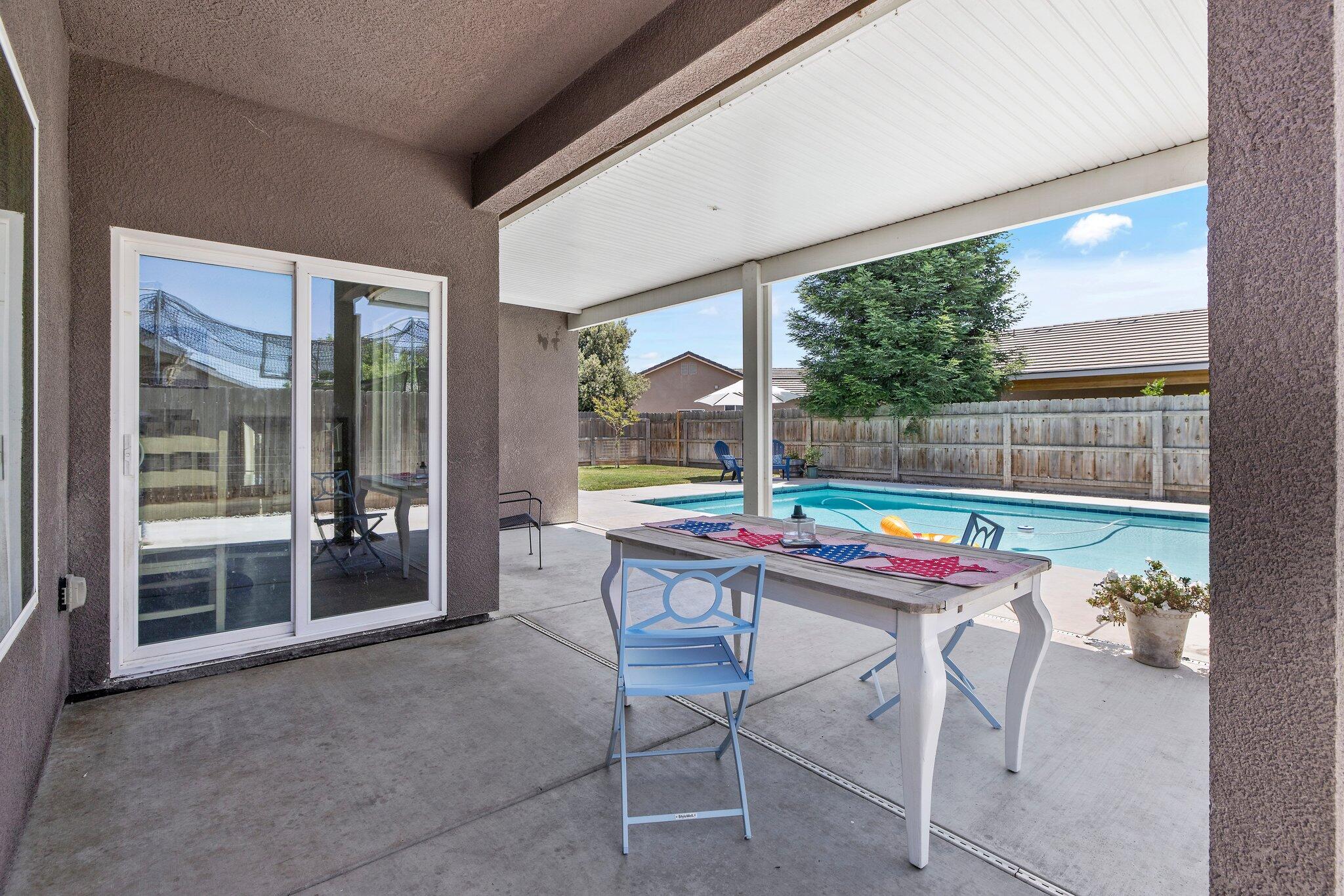 2603 E Harbor Island Ave, Tulare, CA 93274