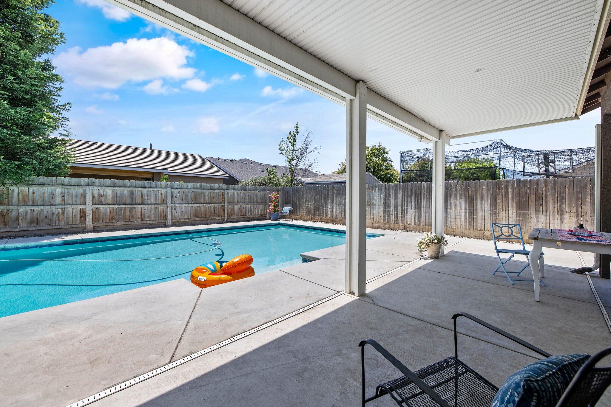 2603 E Harbor Island Ave, Tulare, CA 93274