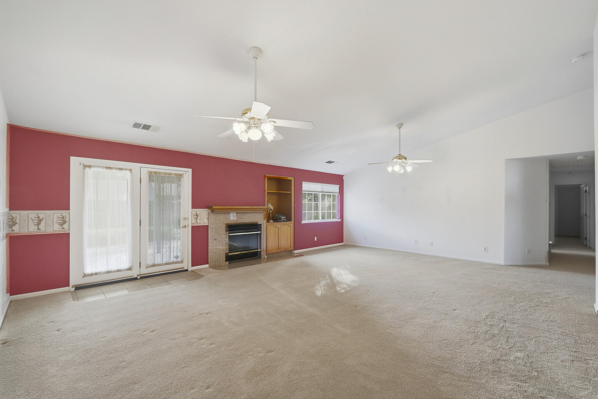 187 Mitchell Ave, Tulare, CA 93274