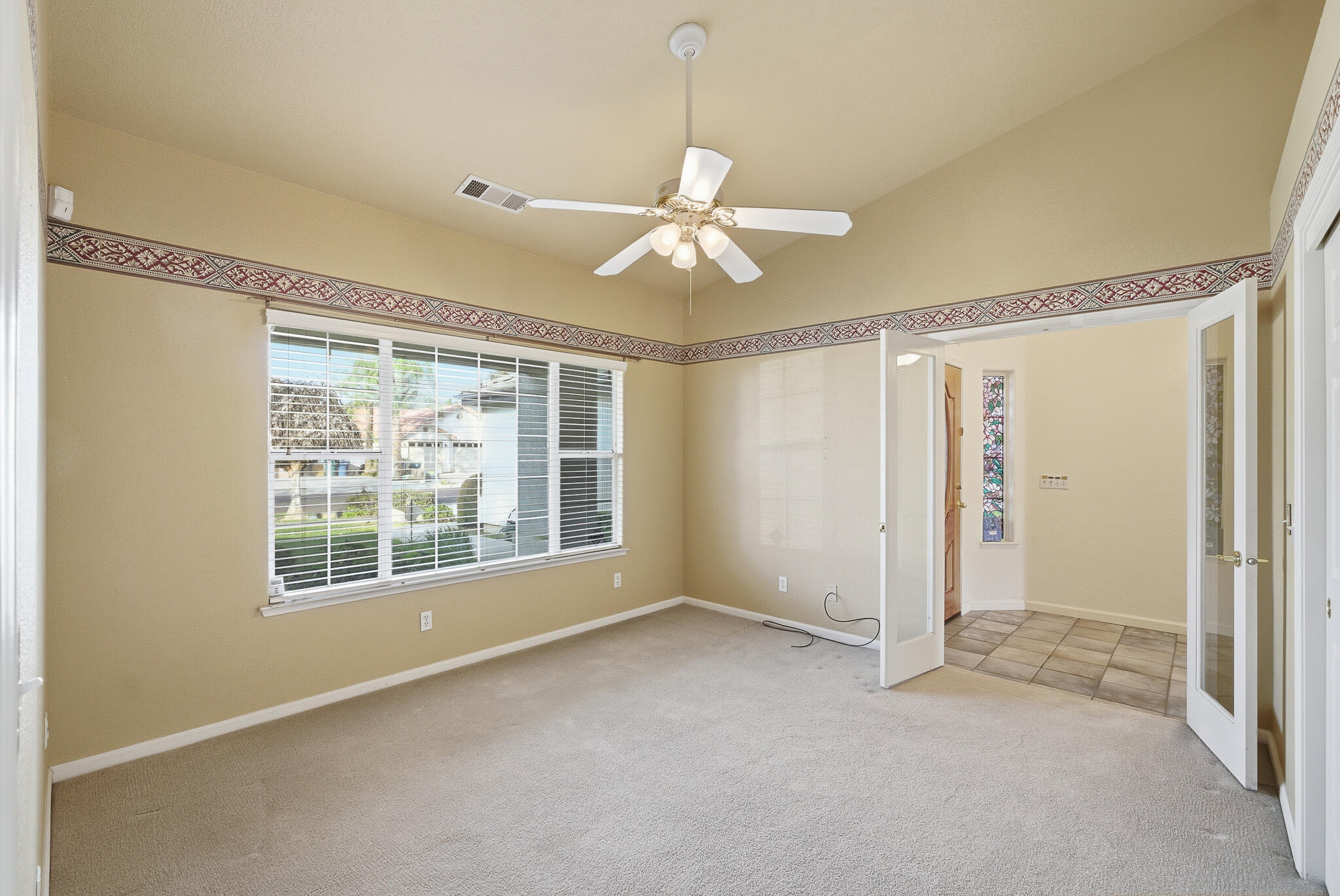 187 Mitchell Ave, Tulare, CA 93274