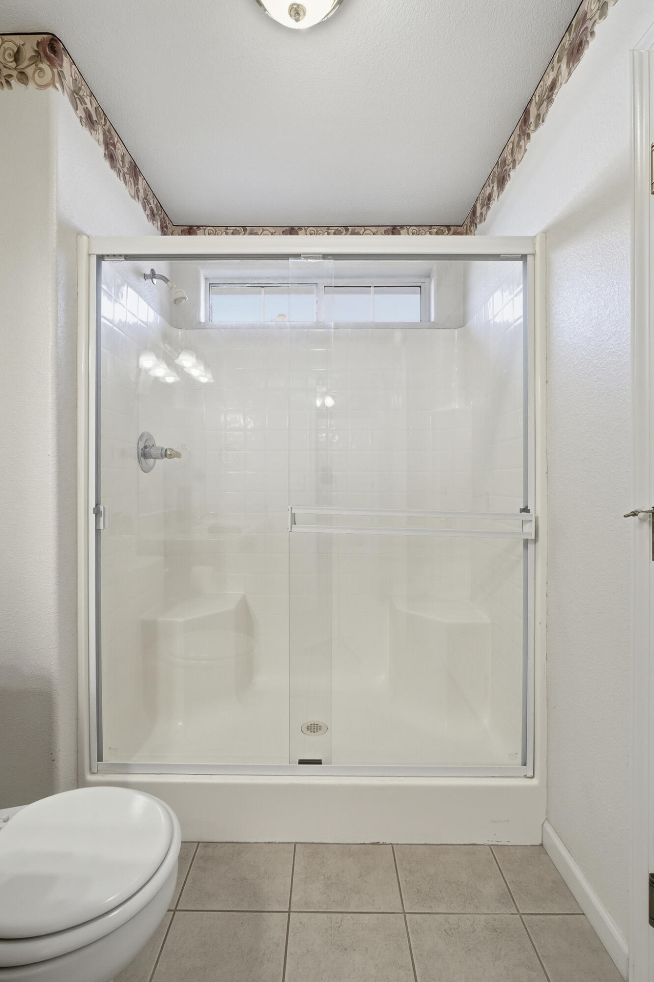 187 Mitchell Ave, Tulare, CA 93274