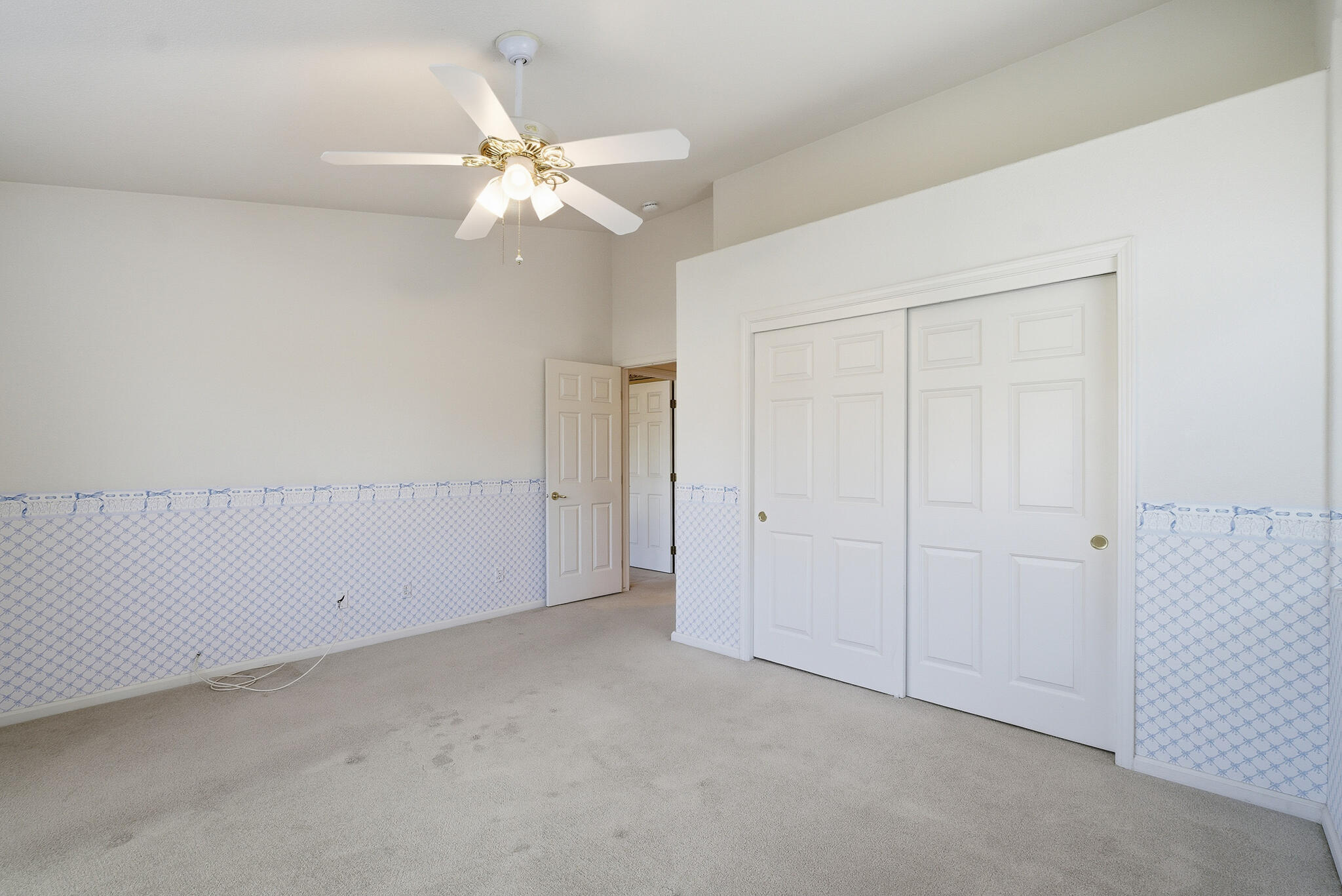 187 Mitchell Ave, Tulare, CA 93274